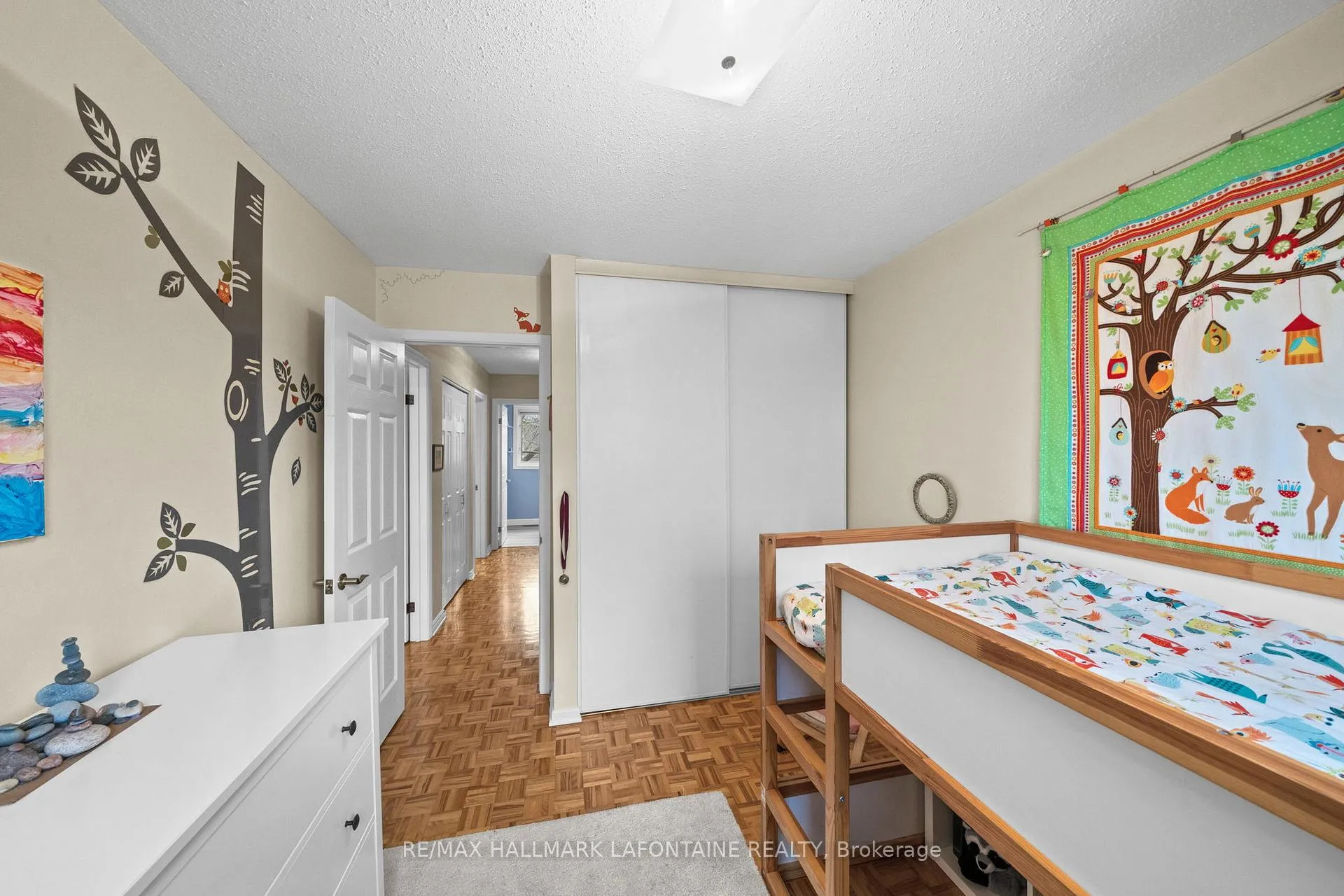 Photo 24 of 1164 Morrison Drive, Ottawa, Redwood Park — HOMEH