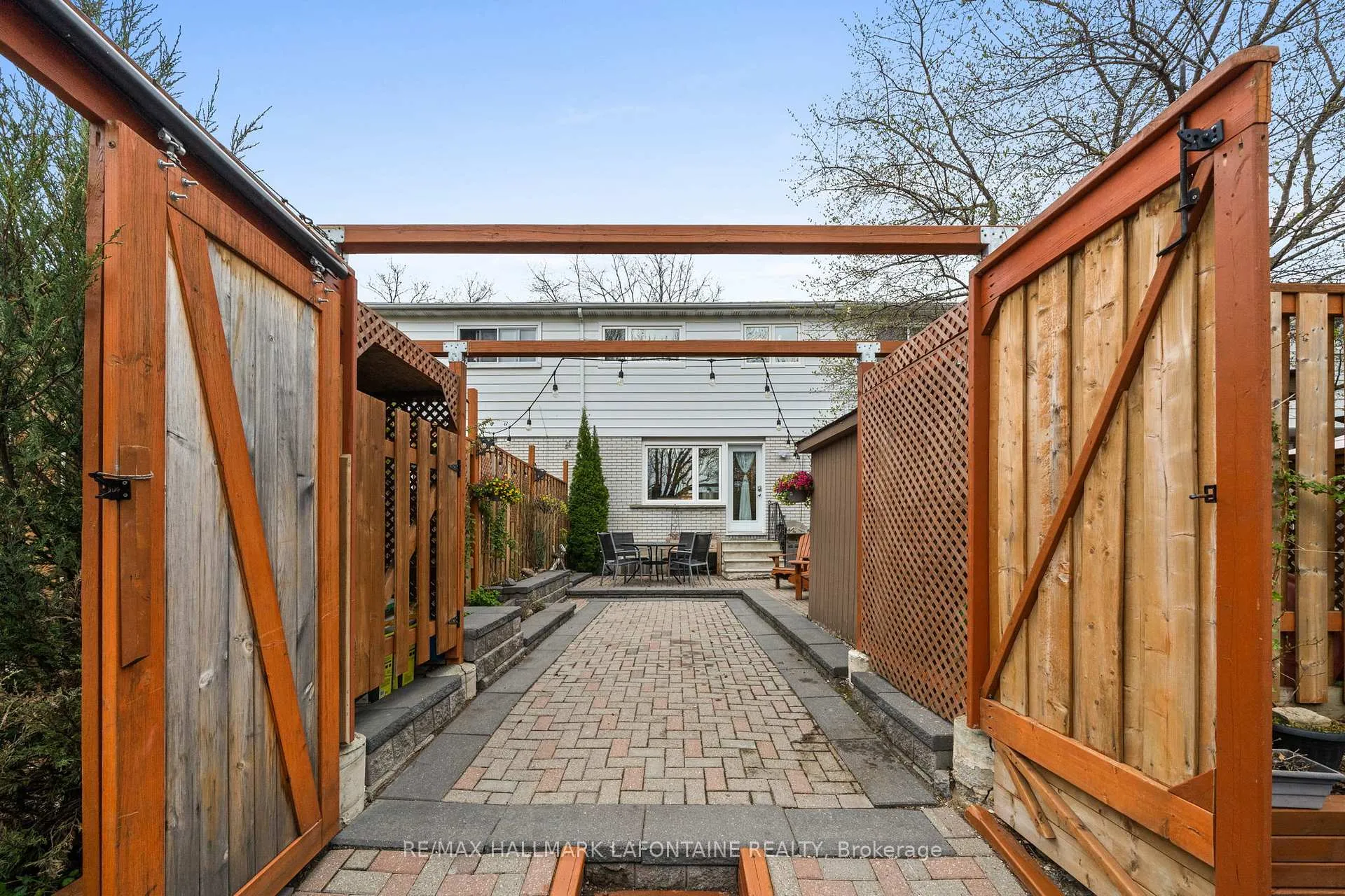 Photo 40 of 1164 Morrison Drive, Ottawa, Redwood Park — HOMEH