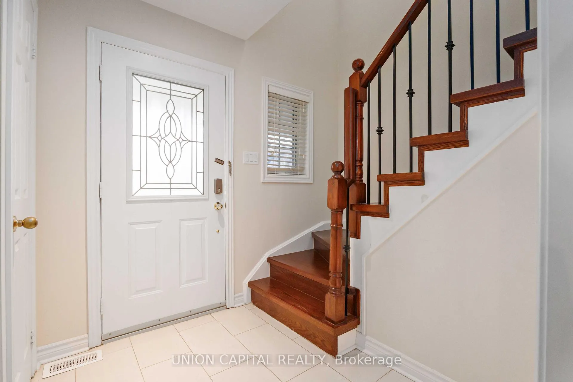 Photo 14 of 25 Maple Ridge Crescent, Markham, Greensborough — HOMEH