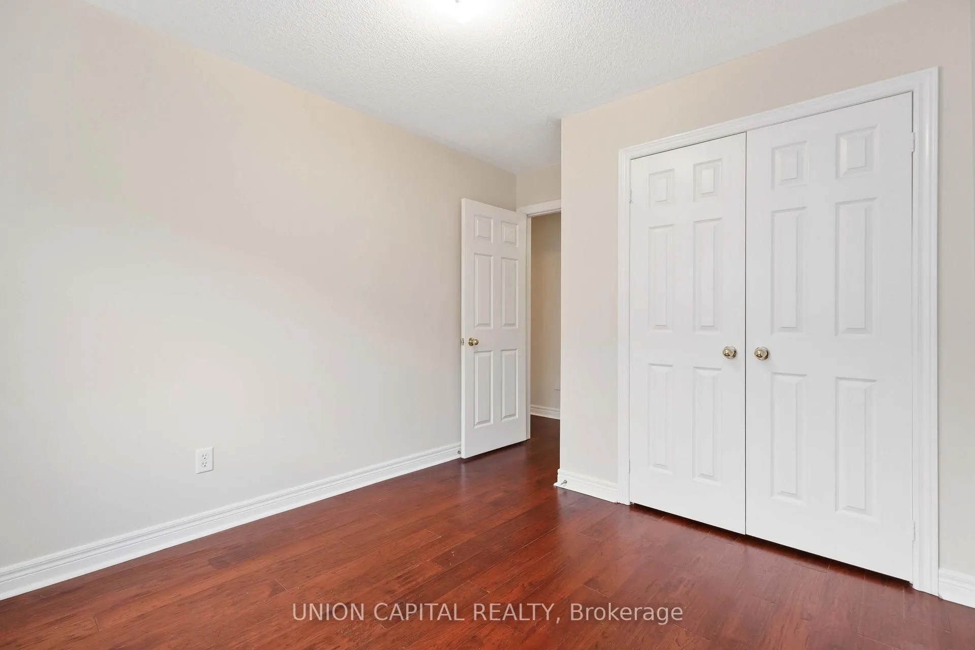 Photo 18 of 25 Maple Ridge Crescent, Markham, Greensborough — HOMEH