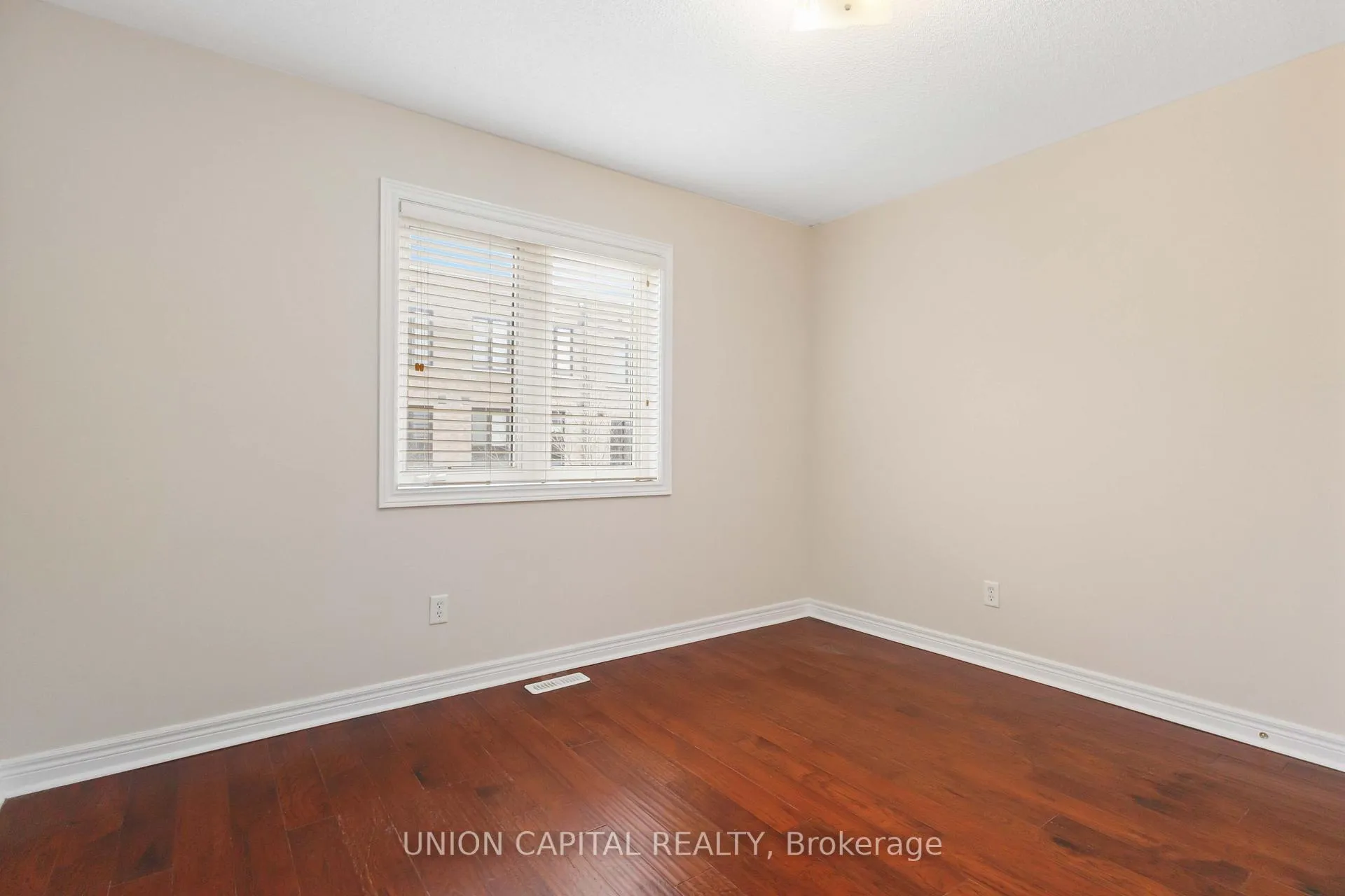 Photo 21 of 25 Maple Ridge Crescent, Markham, Greensborough — HOMEH