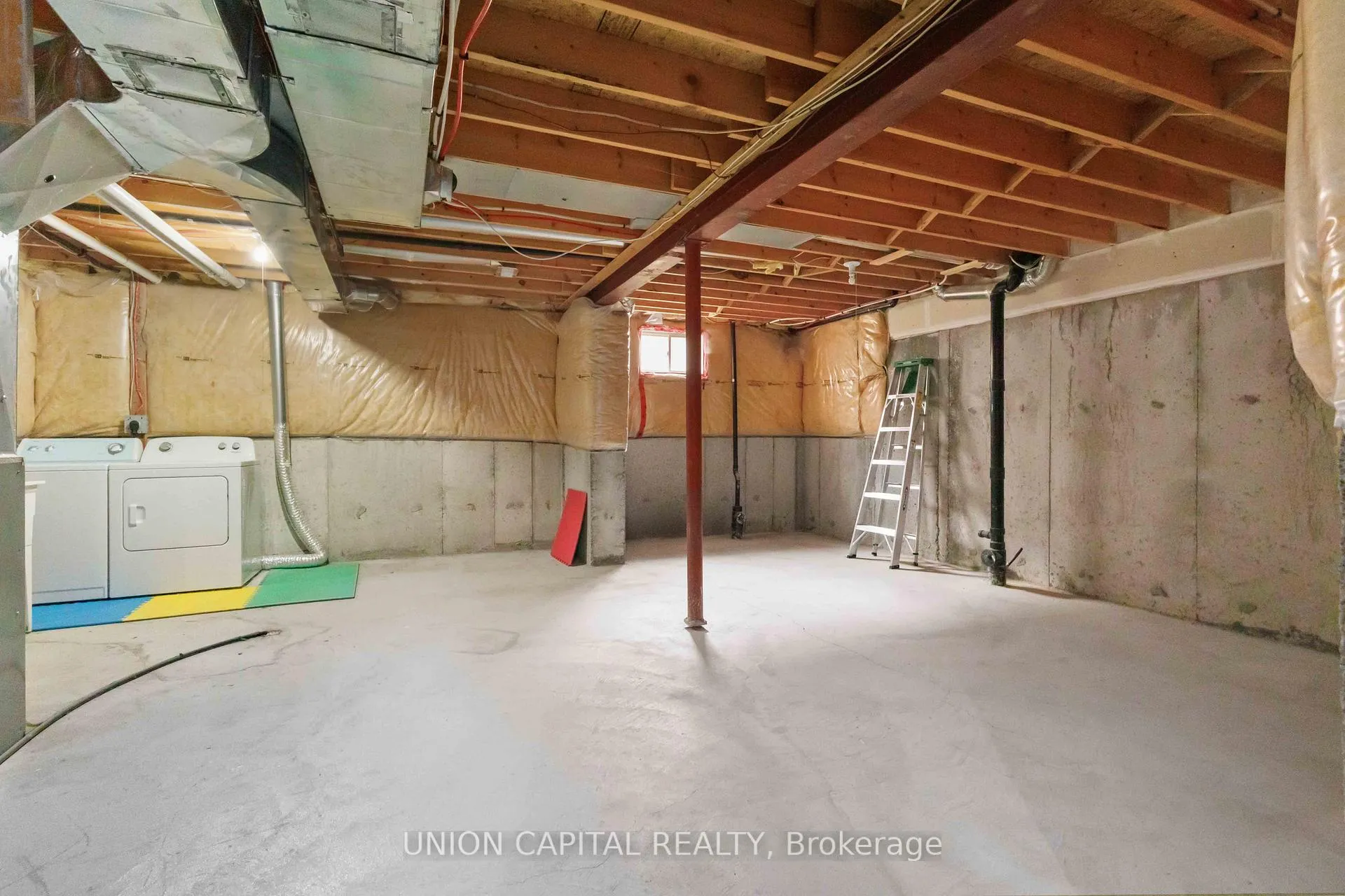 Photo 23 of 25 Maple Ridge Crescent, Markham, Greensborough — HOMEH