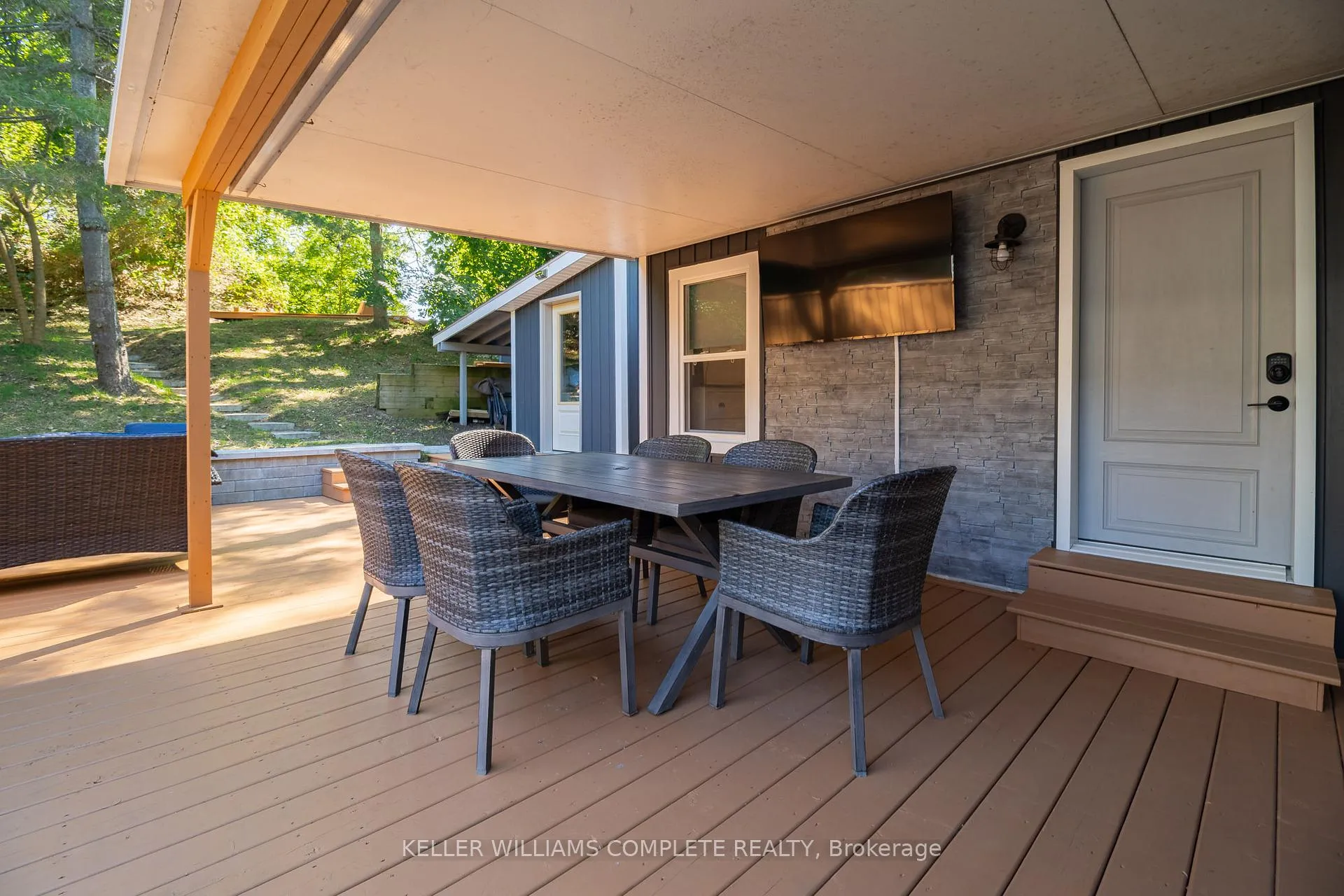 Photo 6 of 12 Valley Lane, Port Colborne, Sherkston — HOMEH