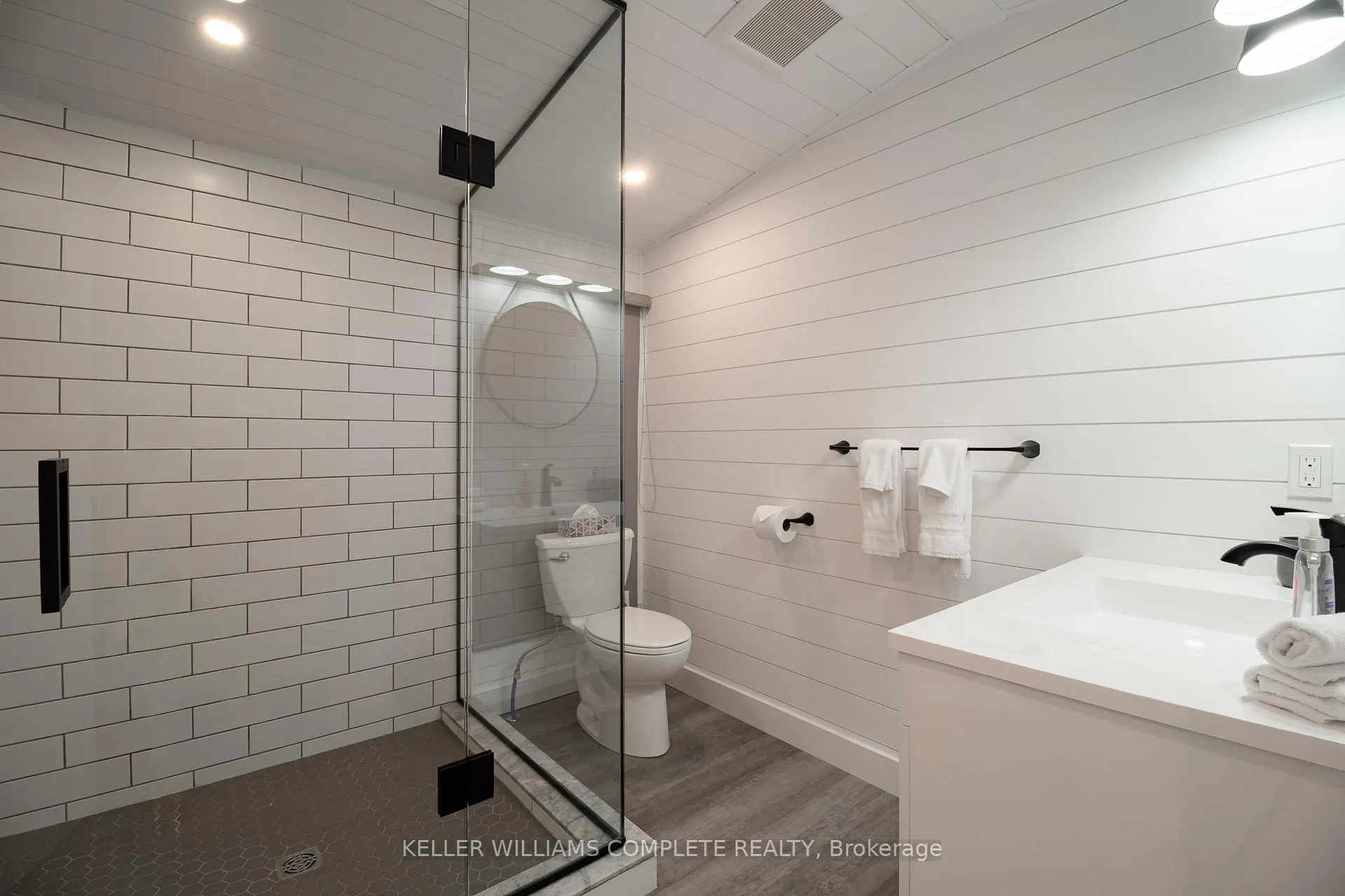 Photo 32 of 12 Valley Lane, Port Colborne, Sherkston — HOMEH
