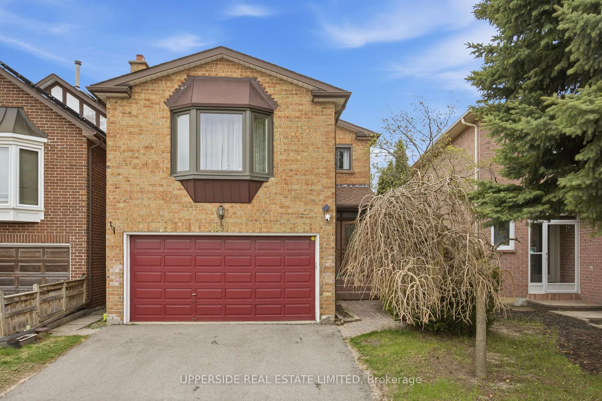Photo 1 of 691 York Hill Boulevard, Vaughan, Crestwood-Springfarm-Yorkhill — HOMEH