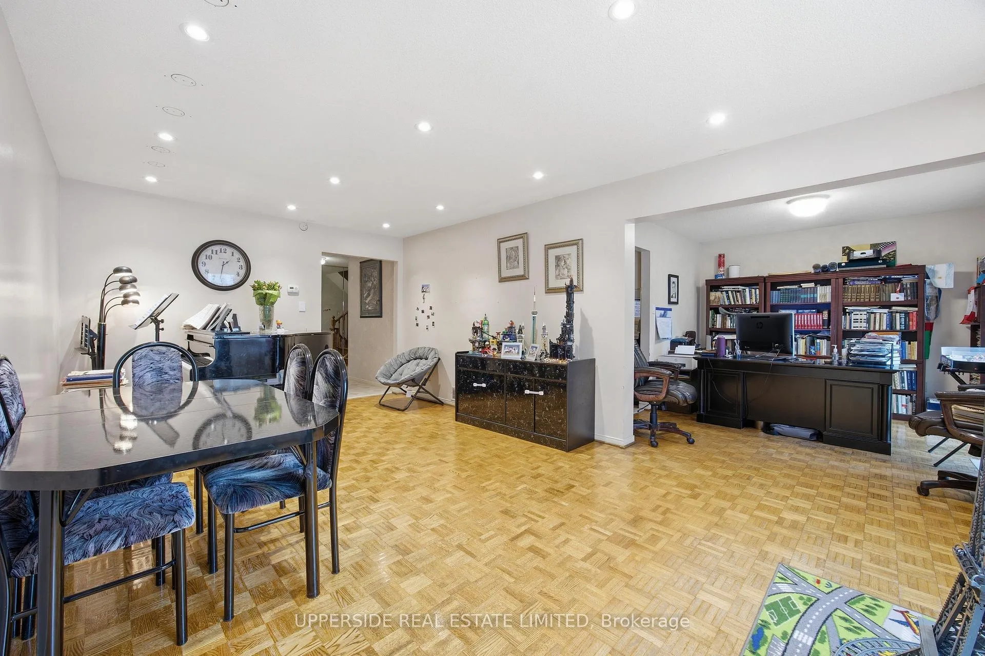 Photo 7 of 691 York Hill Boulevard, Vaughan, Crestwood-Springfarm-Yorkhill — HOMEH