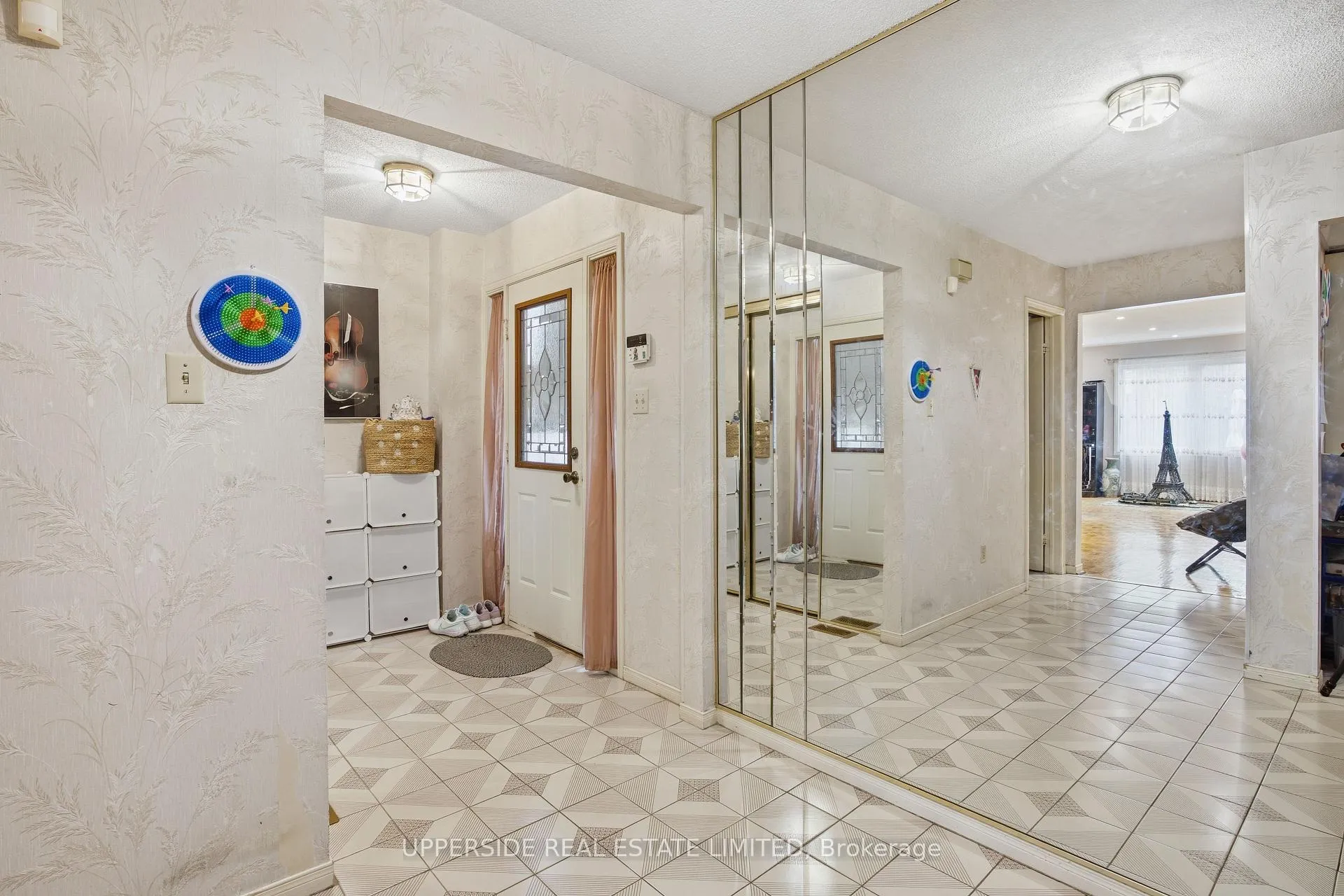 Photo 13 of 691 York Hill Boulevard, Vaughan, Crestwood-Springfarm-Yorkhill — HOMEH