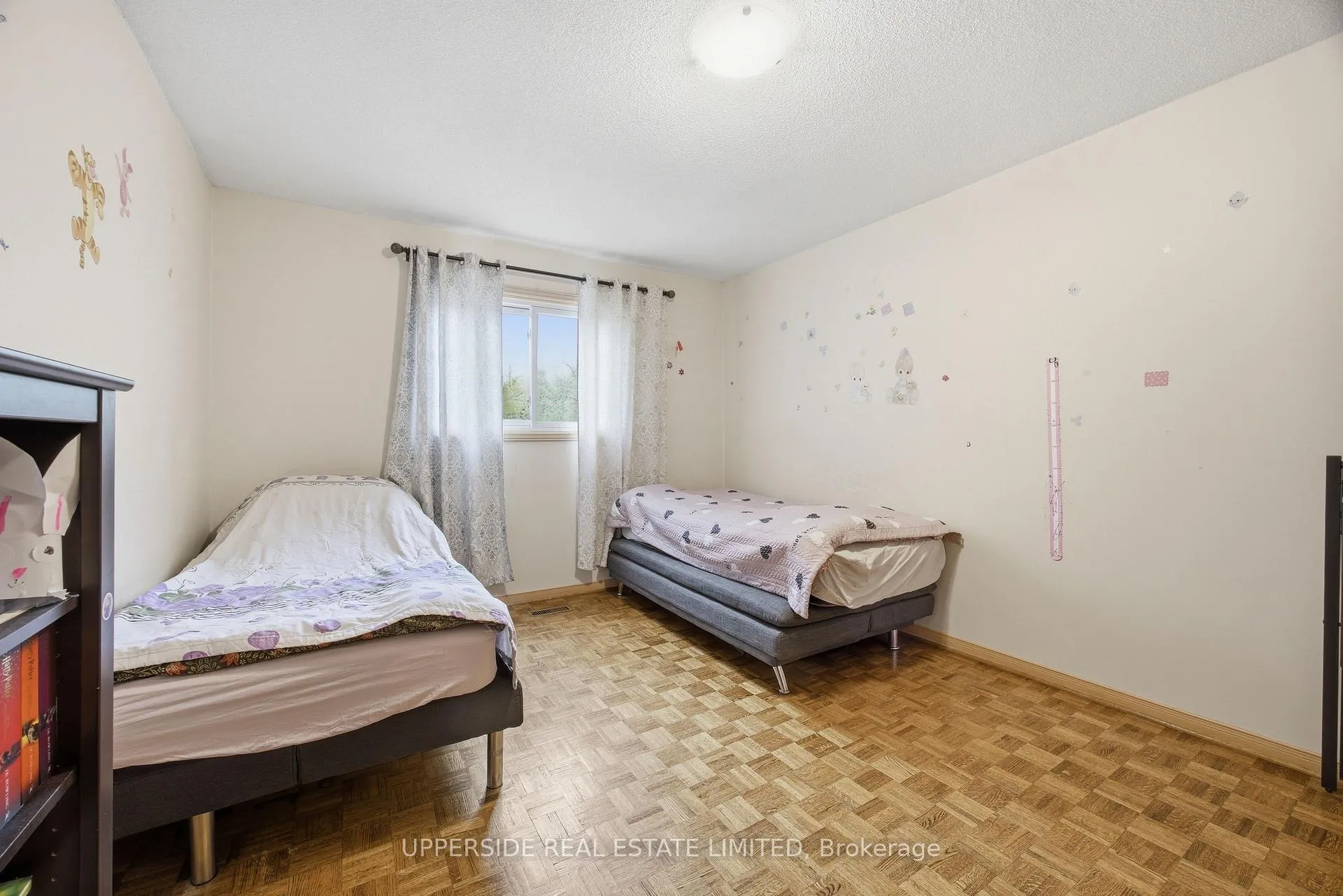 Photo 31 of 691 York Hill Boulevard, Vaughan, Crestwood-Springfarm-Yorkhill — HOMEH