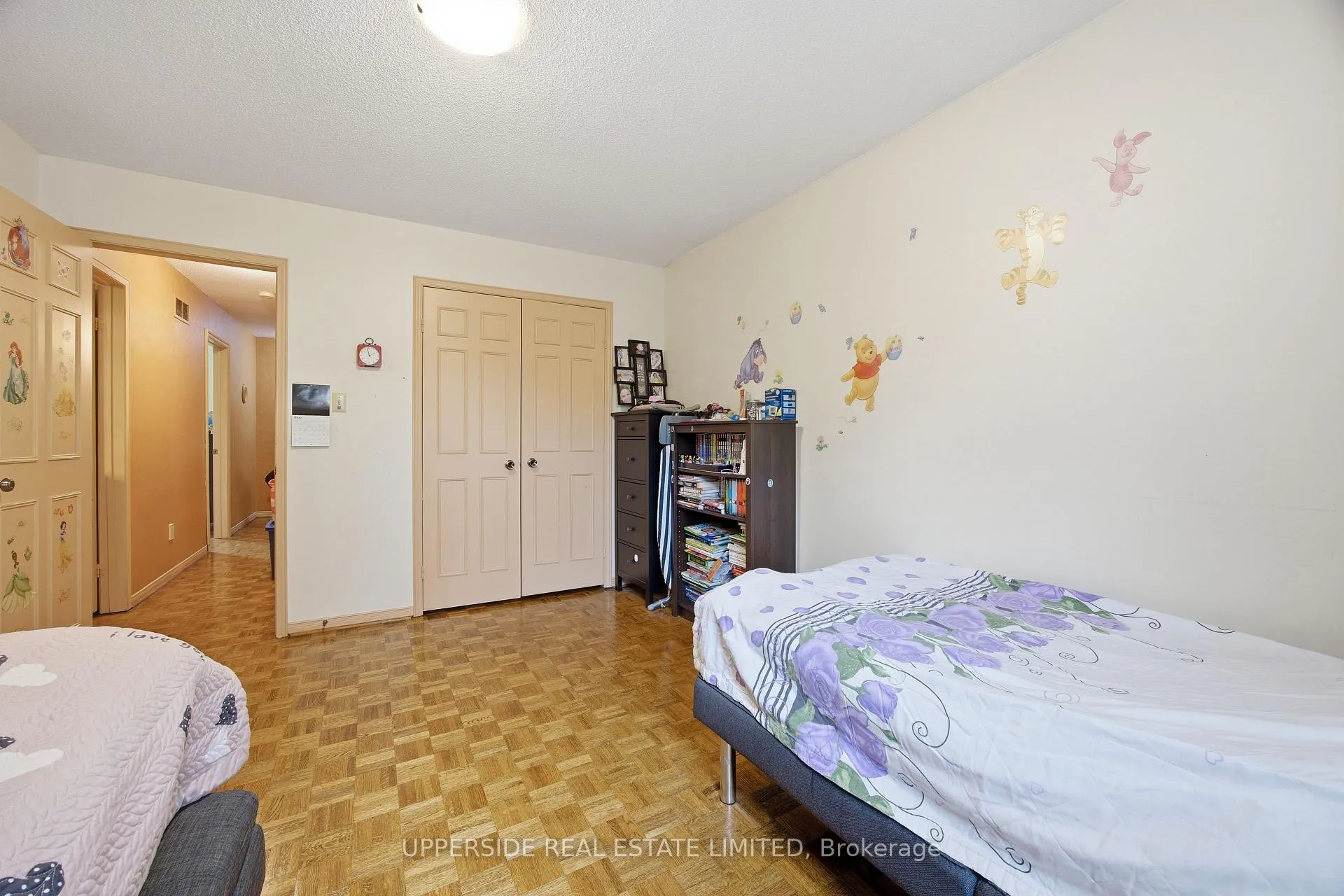 Photo 32 of 691 York Hill Boulevard, Vaughan, Crestwood-Springfarm-Yorkhill — HOMEH