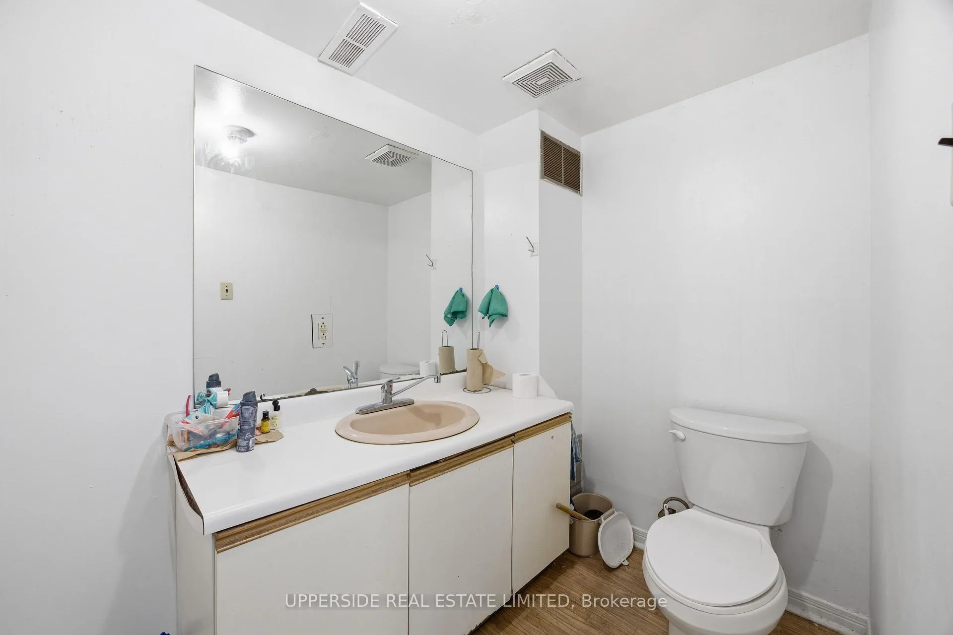 Photo 41 of 691 York Hill Boulevard, Vaughan, Crestwood-Springfarm-Yorkhill — HOMEH