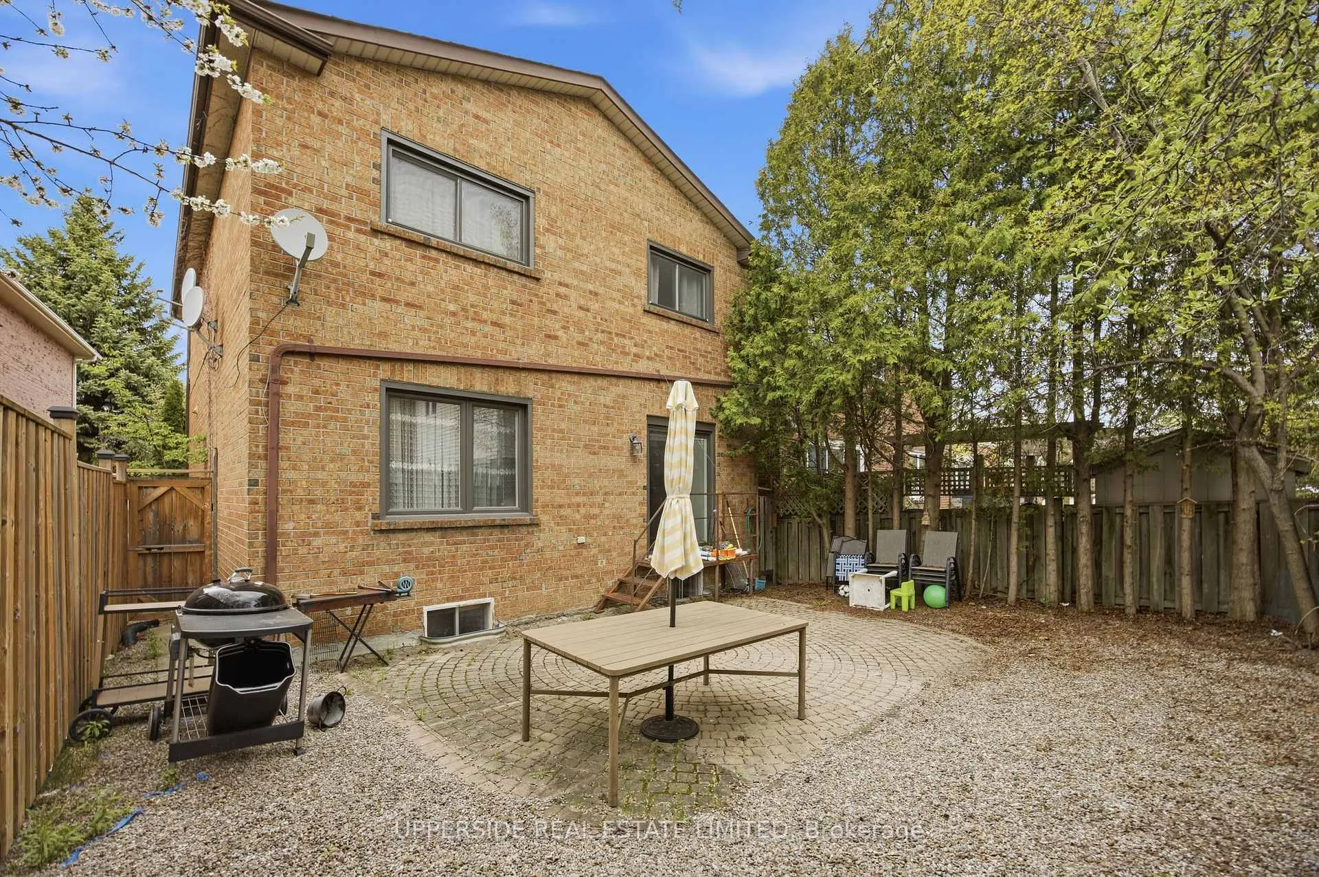 Photo 50 of 691 York Hill Boulevard, Vaughan, Crestwood-Springfarm-Yorkhill — HOMEH