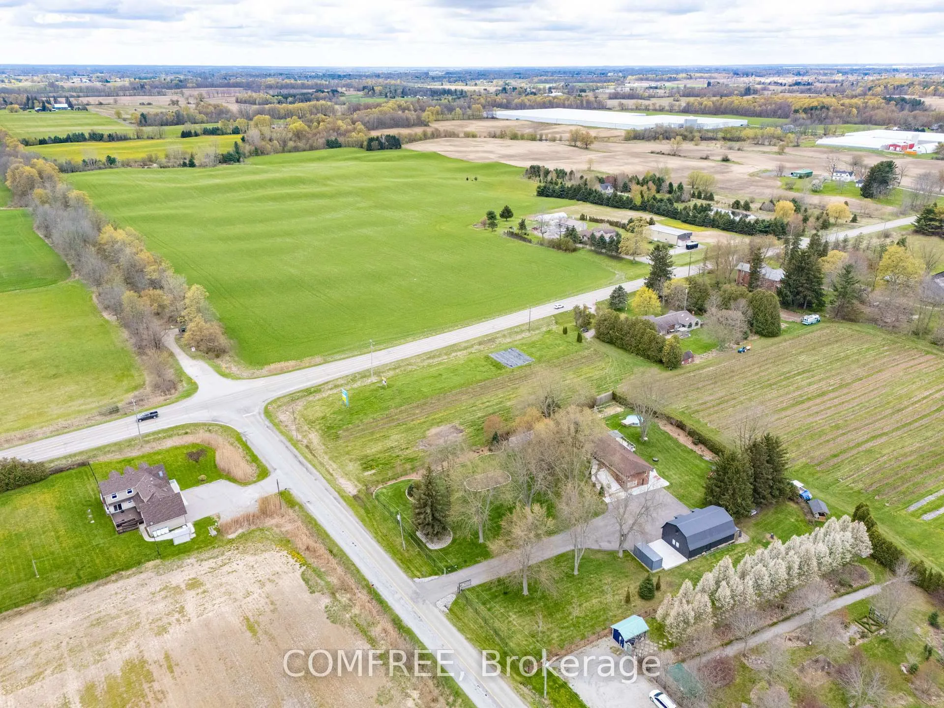 Photo 27 of 15 Orkney Road, Hamilton, Rural Flamborough — HOMEH