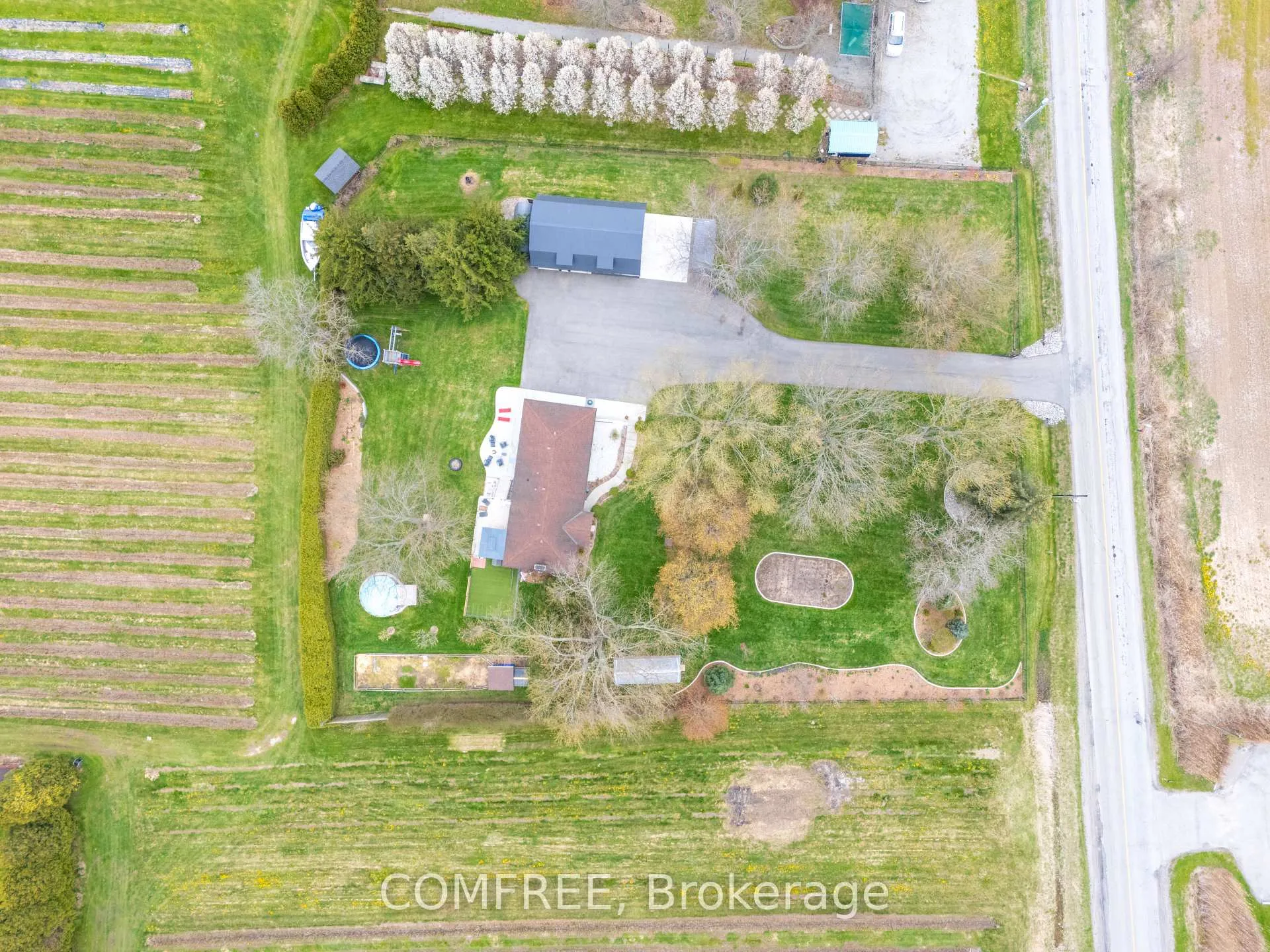 Photo 30 of 15 Orkney Road, Hamilton, Rural Flamborough — HOMEH