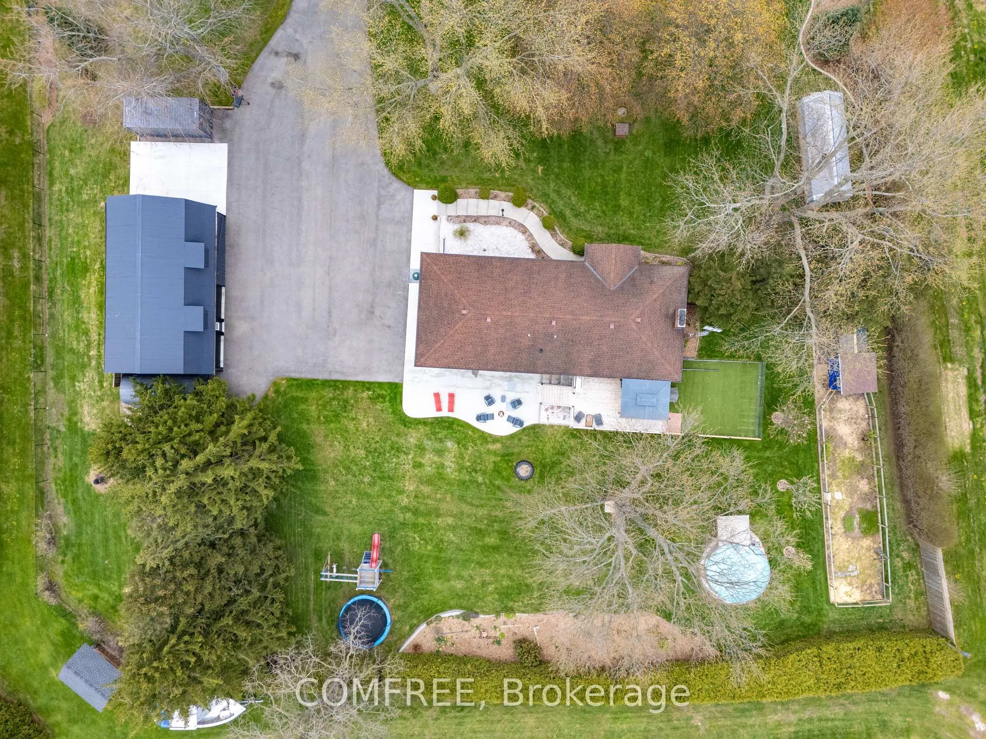 Photo 31 of 15 Orkney Road, Hamilton, Rural Flamborough — HOMEH