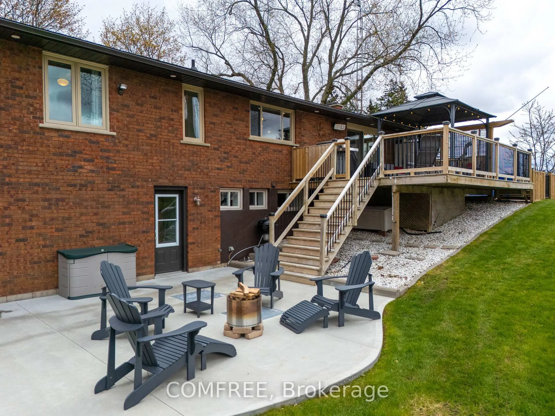 Photo 36 of 15 Orkney Road, Hamilton, Rural Flamborough — HOMEH