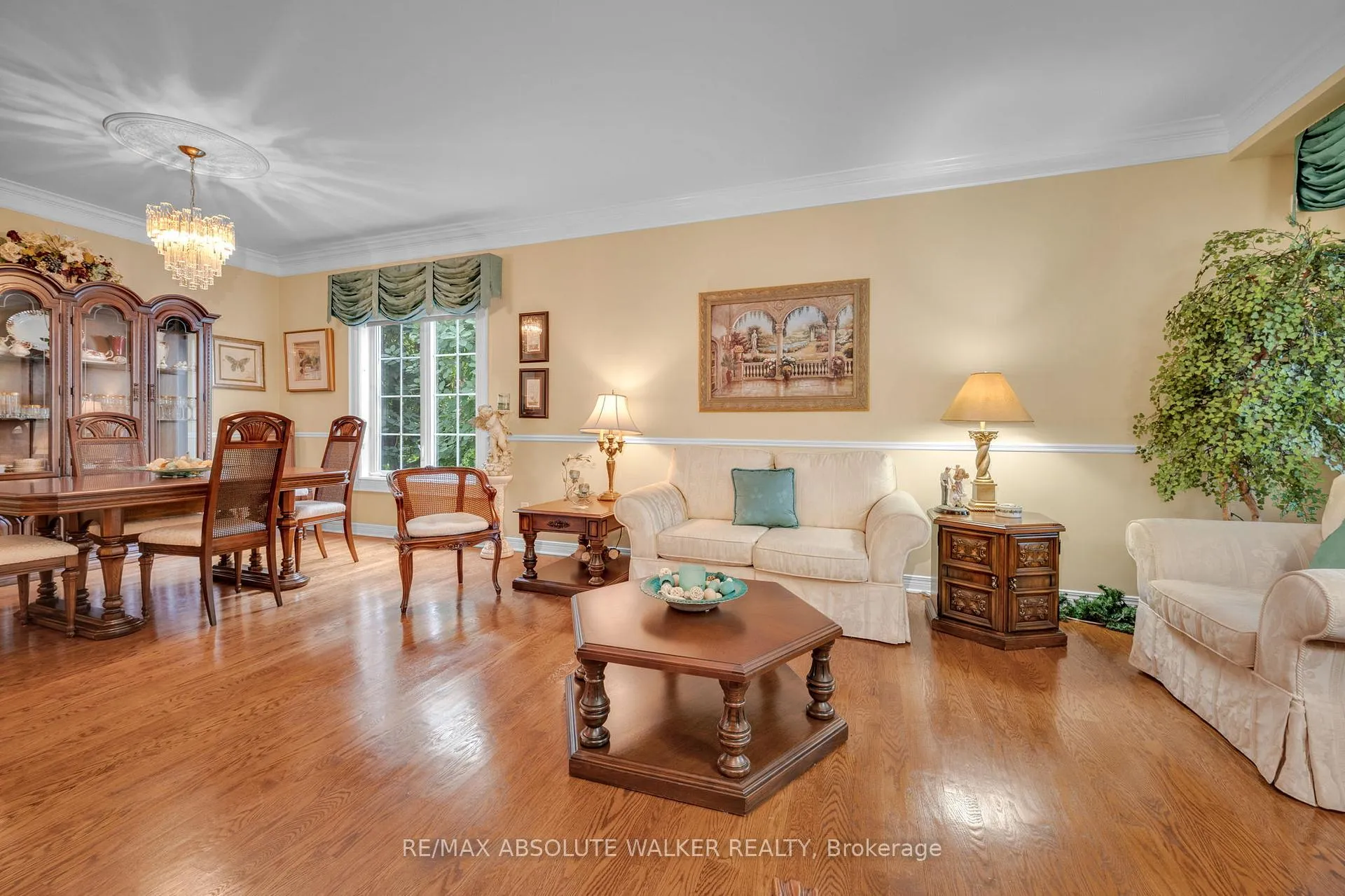Photo 9 of 51 Borealis Crescent, Ottawa, Carson Meadows — HOMEH
