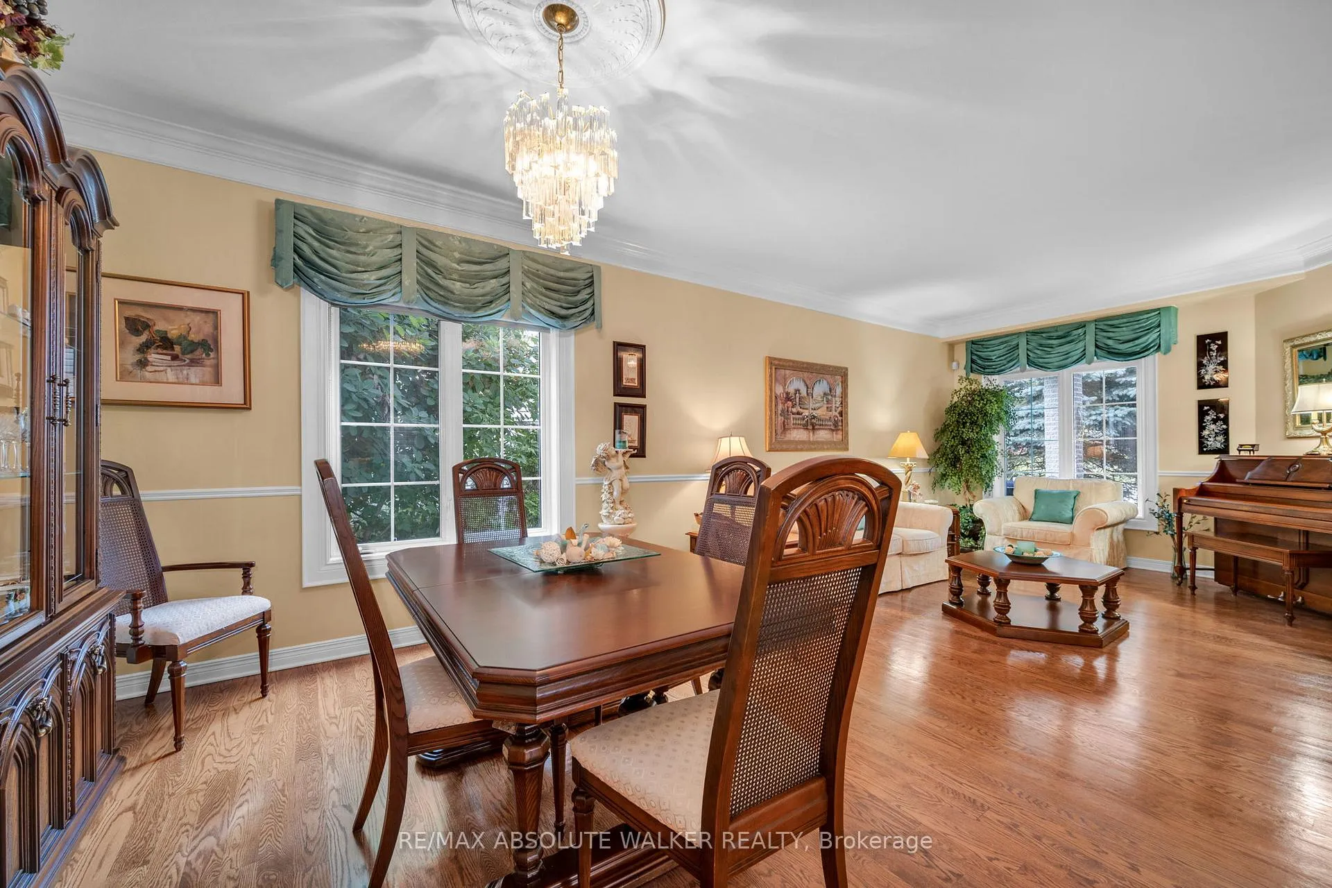 Photo 12 of 51 Borealis Crescent, Ottawa, Carson Meadows — HOMEH