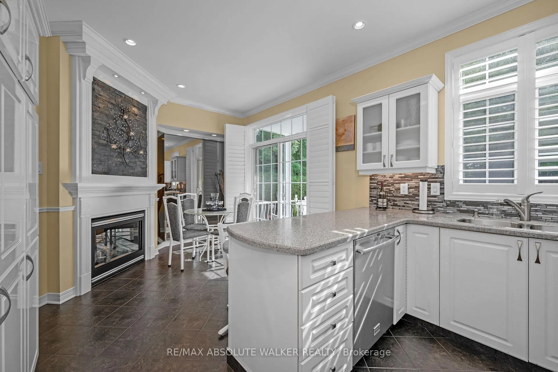 Photo 19 of 51 Borealis Crescent, Ottawa, Carson Meadows — HOMEH
