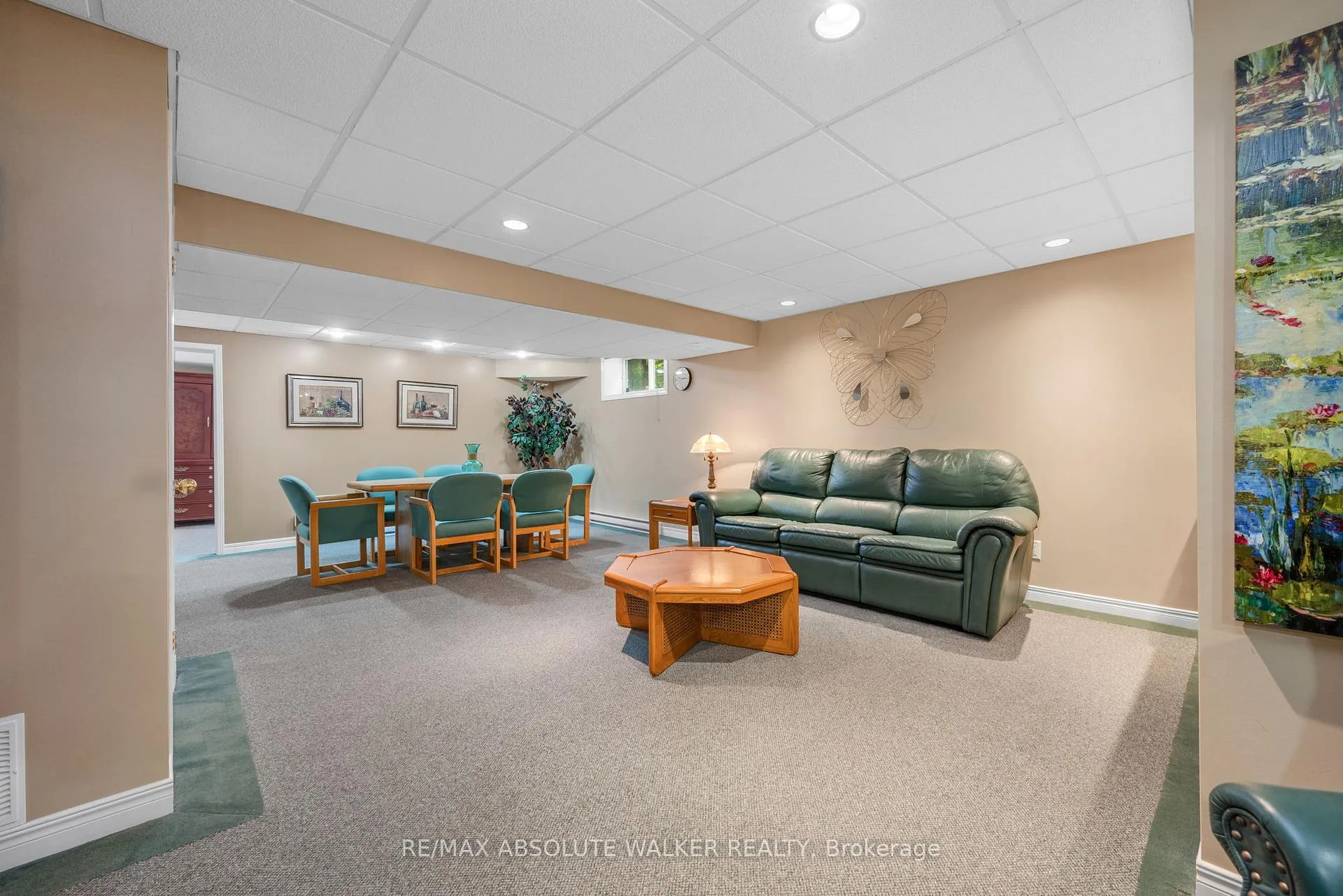 Photo 32 of 51 Borealis Crescent, Ottawa, Carson Meadows — HOMEH
