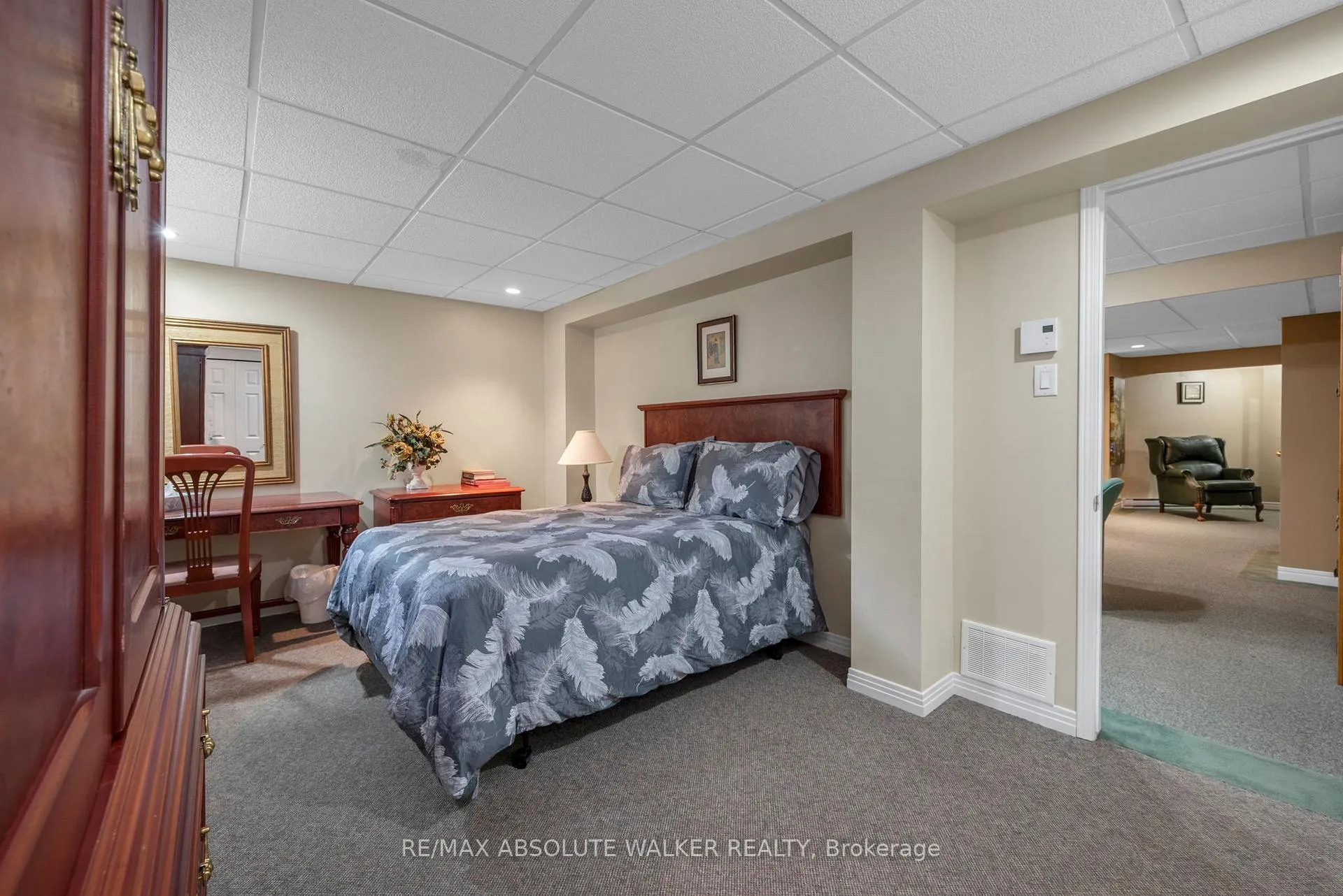 Photo 37 of 51 Borealis Crescent, Ottawa, Carson Meadows — HOMEH