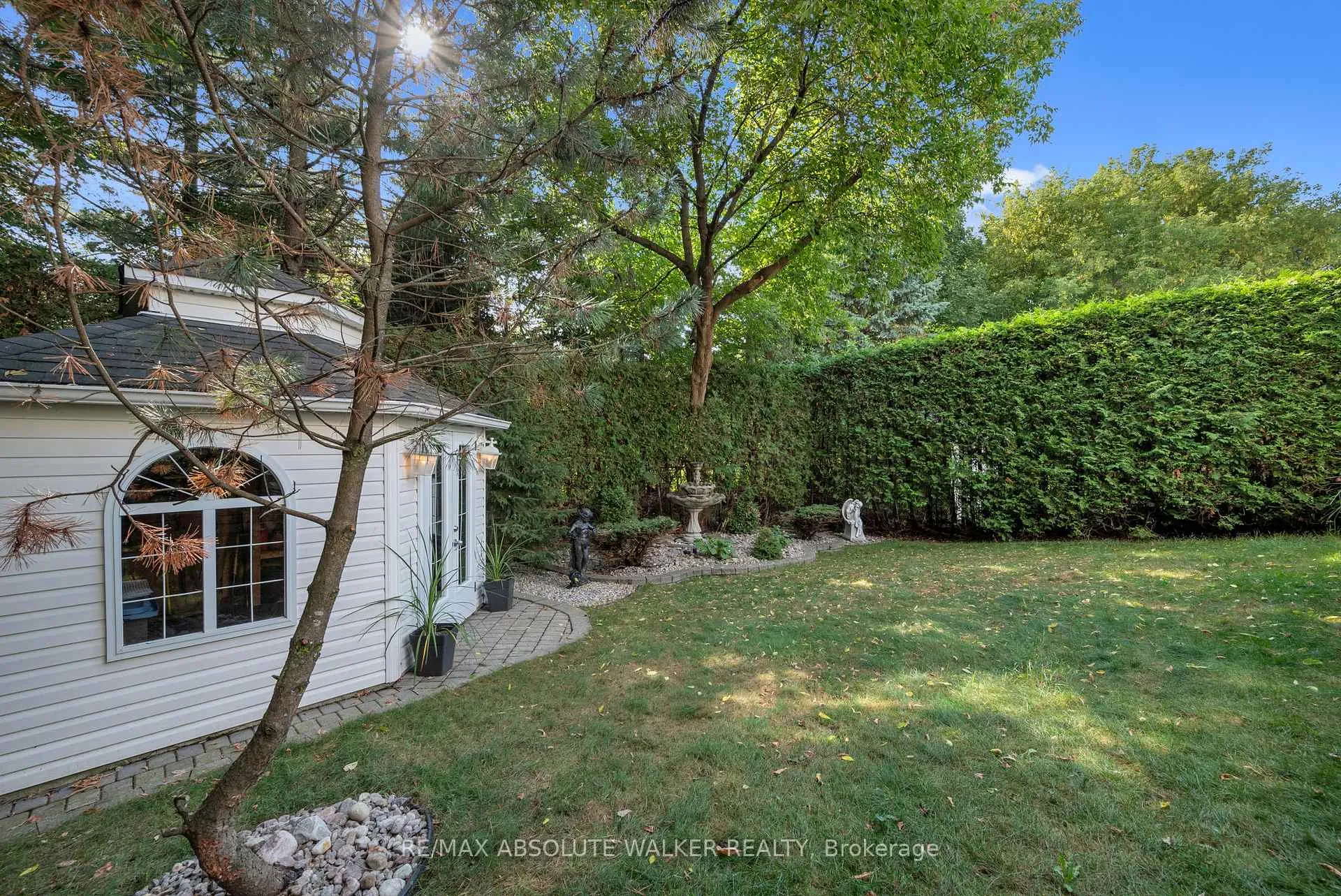 Photo 45 of 51 Borealis Crescent, Ottawa, Carson Meadows — HOMEH