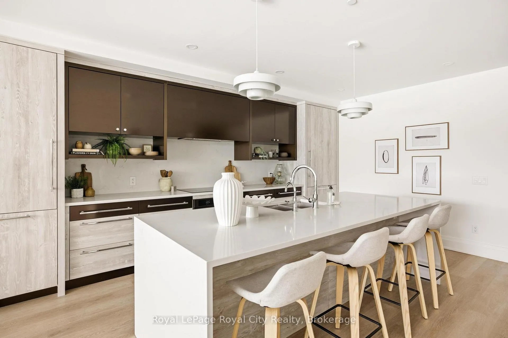 Photo 6 of Unit 211, 6523 Wellington 7 Road, Centre Wellington, Elora/Salem — HOMEH