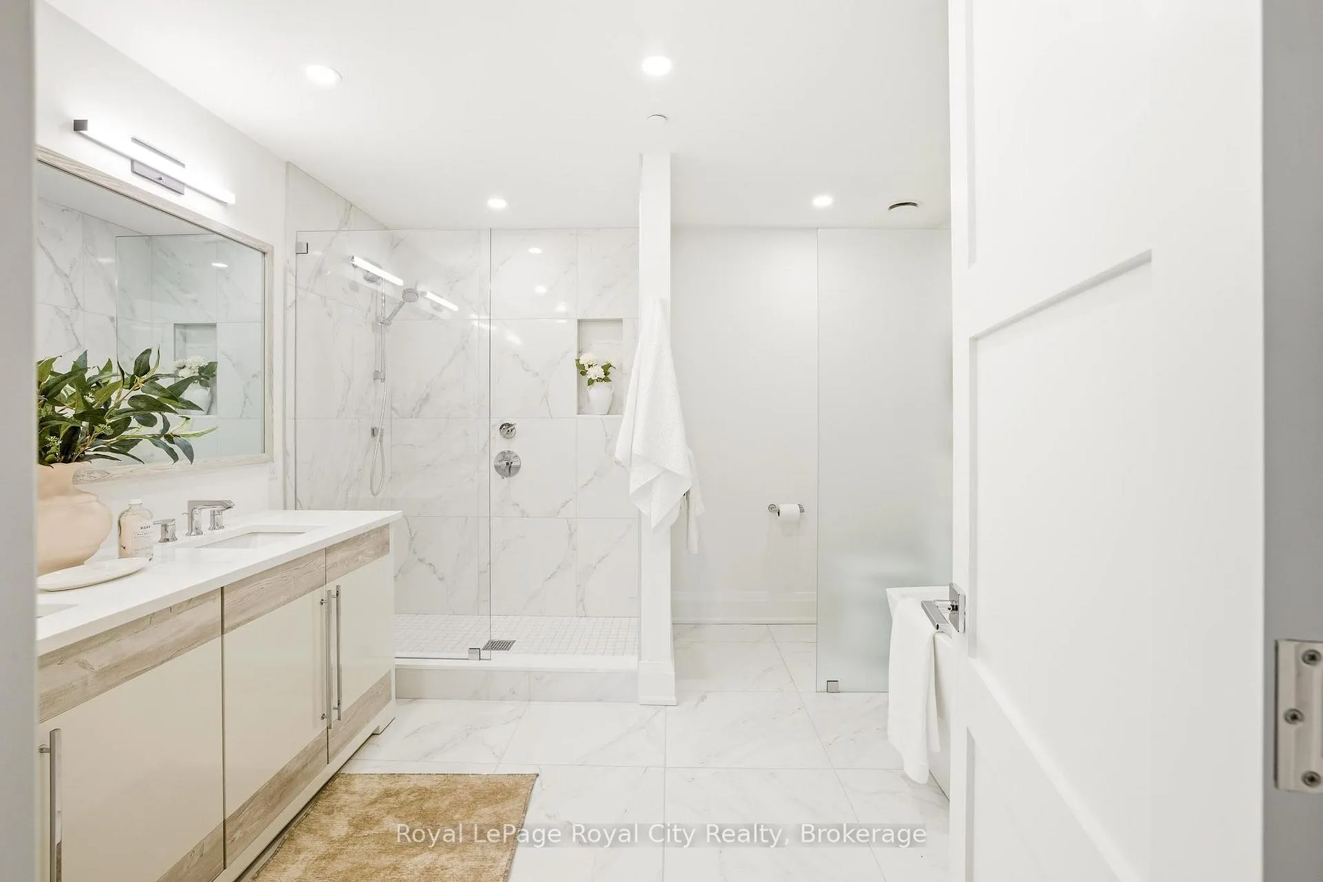 Photo 21 of Unit 211, 6523 Wellington 7 Road, Centre Wellington, Elora/Salem — HOMEH
