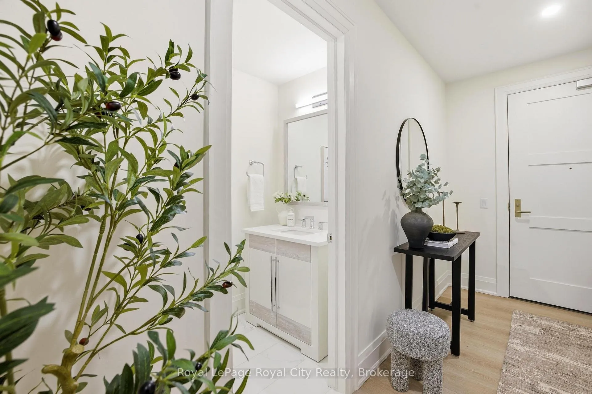 Photo 33 of Unit 211, 6523 Wellington 7 Road, Centre Wellington, Elora/Salem — HOMEH