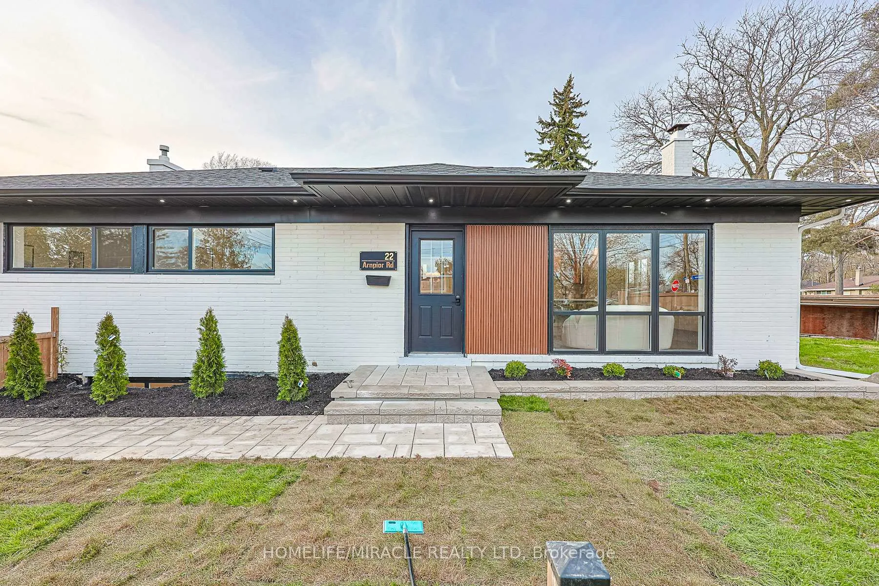 Front of 22 Arnprior Road