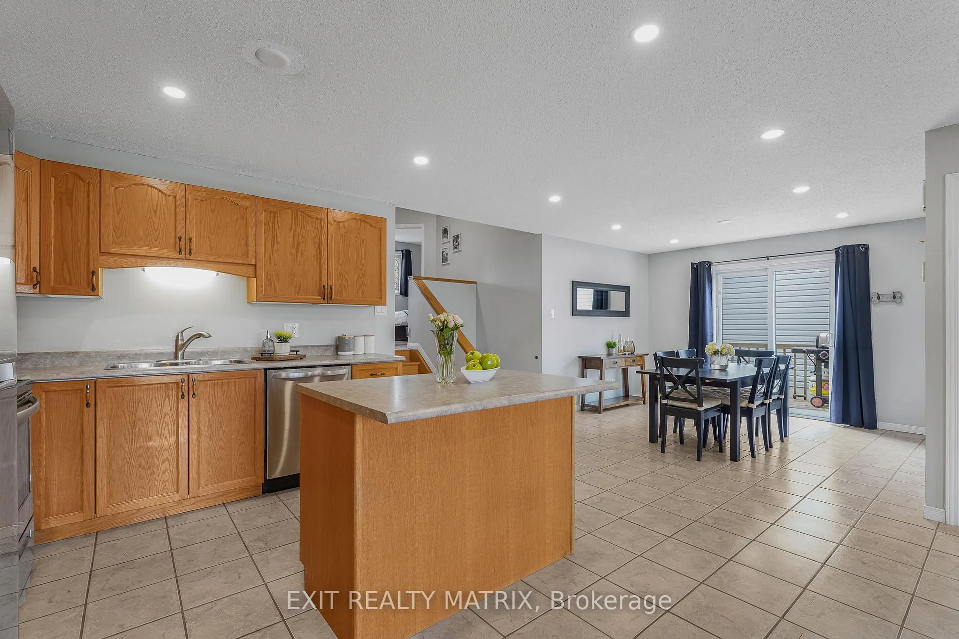Photo 9 of Unit B, 2 Gloss Street, North Stormont, North Stormont (Finch) Twp — HOMEH
