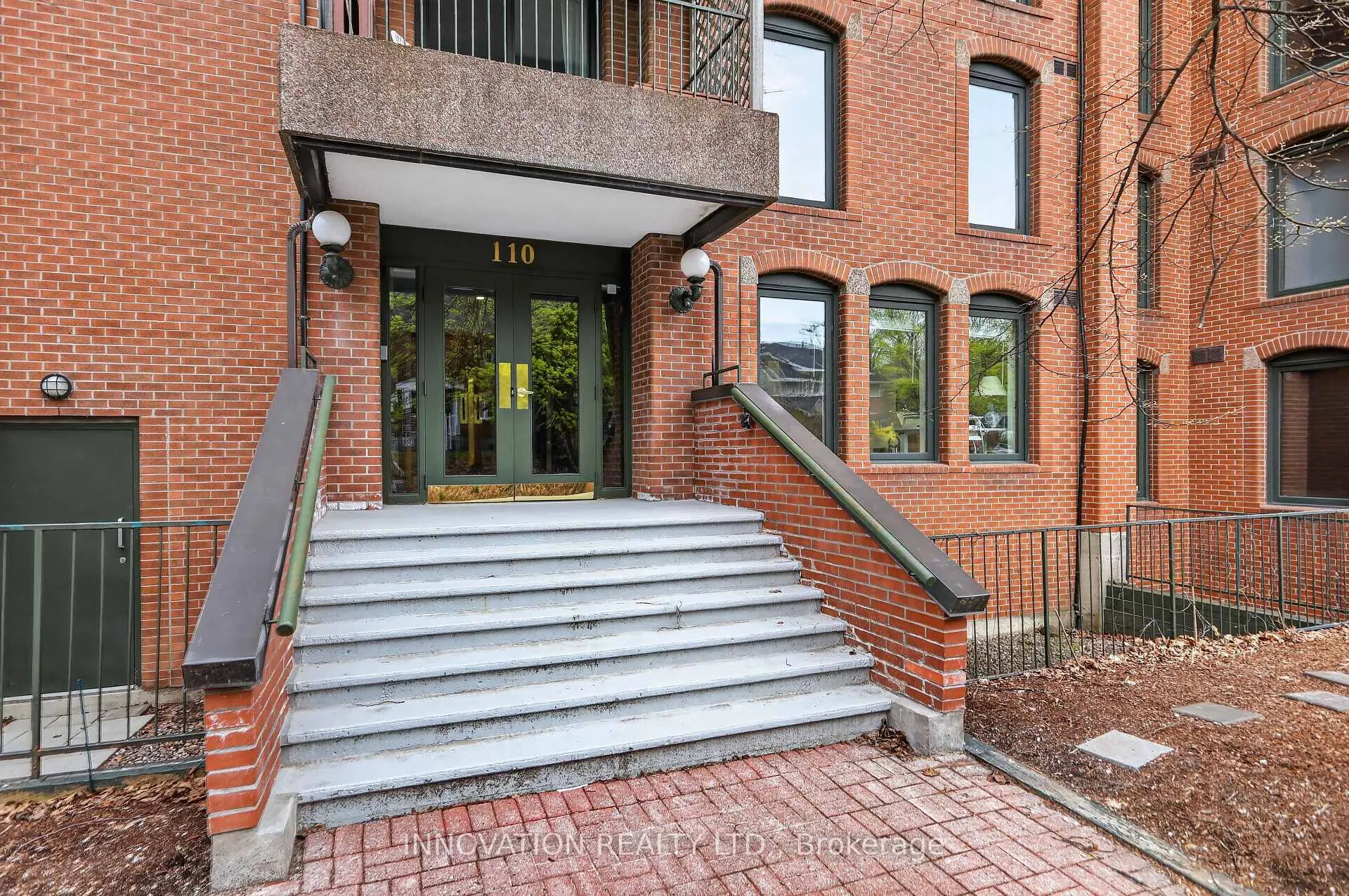 Front of Unit 1, 110 Rideau Terrace
