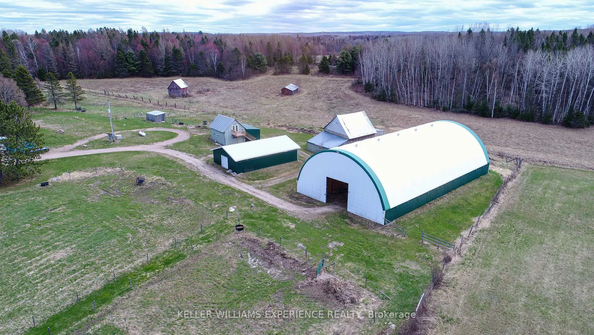 Photo 3 of 744 Trunk Road, Bonfield — HOMEH