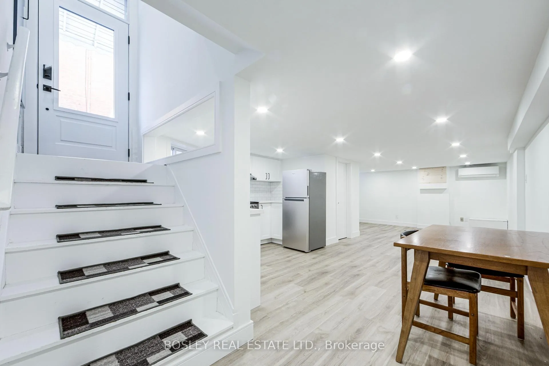 Photo 1 of Unit UNIT A, 13 Ravina Crescent, Toronto, Blake-Jones — HOMEH