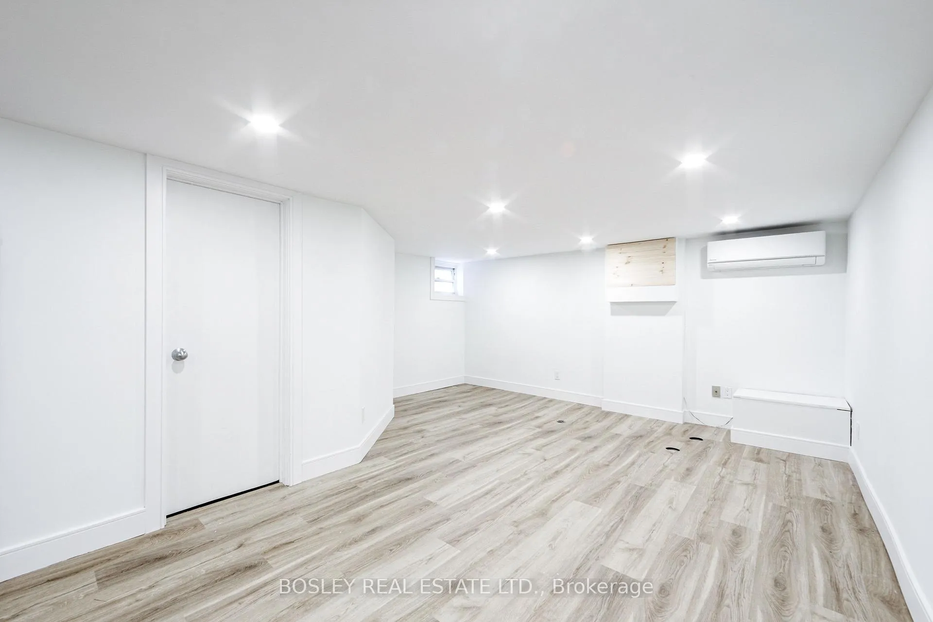 Photo 4 of Unit UNIT A, 13 Ravina Crescent, Toronto, Blake-Jones — HOMEH