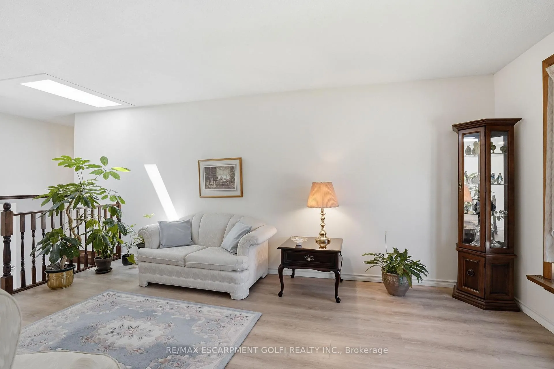Photo 4 of 13 Fallingbrook Drive, Pelham, Fonthill — HOMEH
