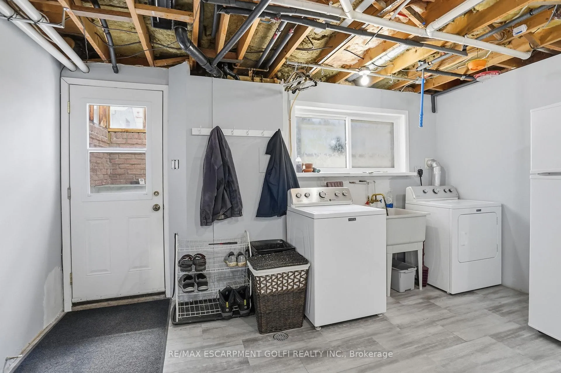 Photo 23 of 13 Fallingbrook Drive, Pelham, Fonthill — HOMEH