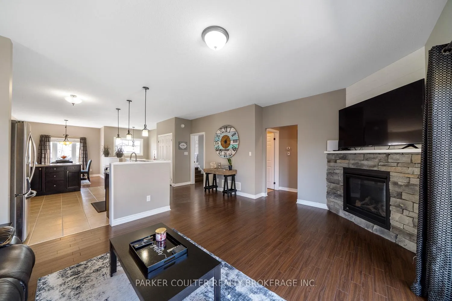 Photo 5 of 219 Centre Street, Clearview, Stayner — HOMEH