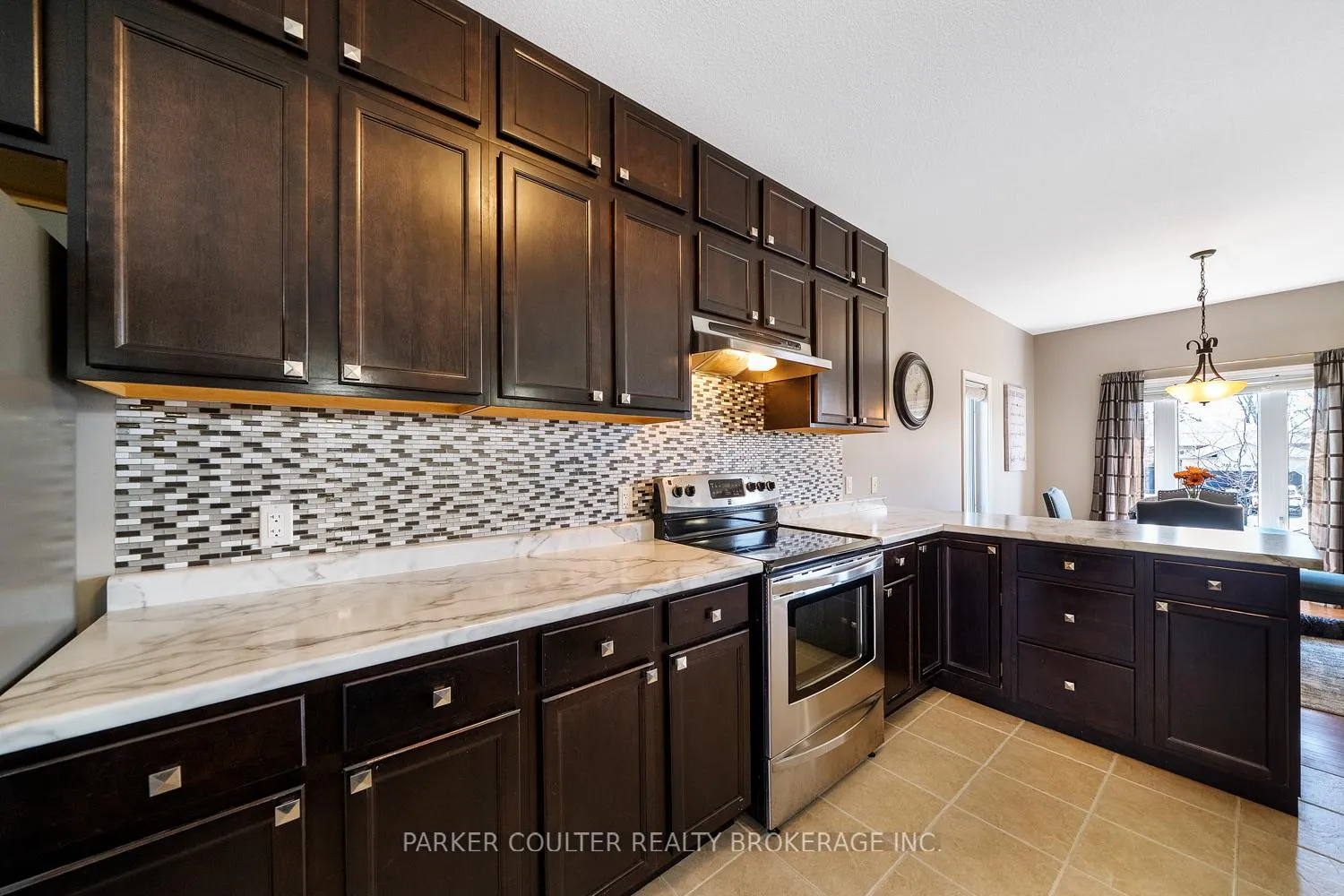 Photo 10 of 219 Centre Street, Clearview, Stayner — HOMEH