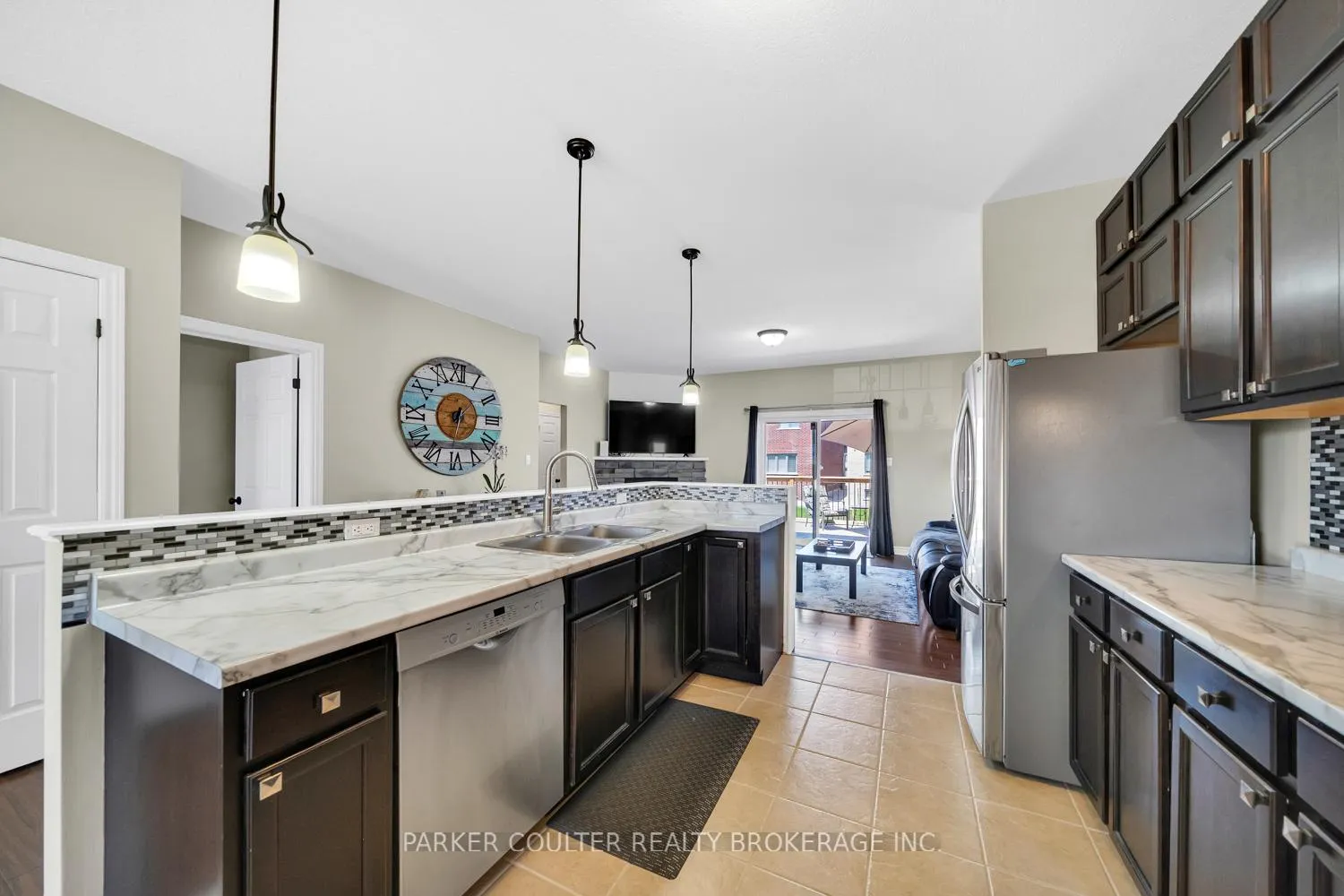 Photo 12 of 219 Centre Street, Clearview, Stayner — HOMEH