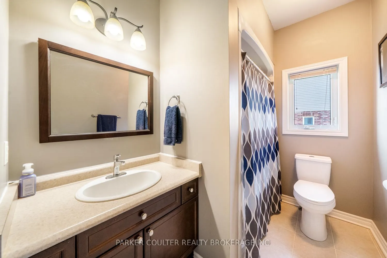 Photo 34 of 219 Centre Street, Clearview, Stayner — HOMEH