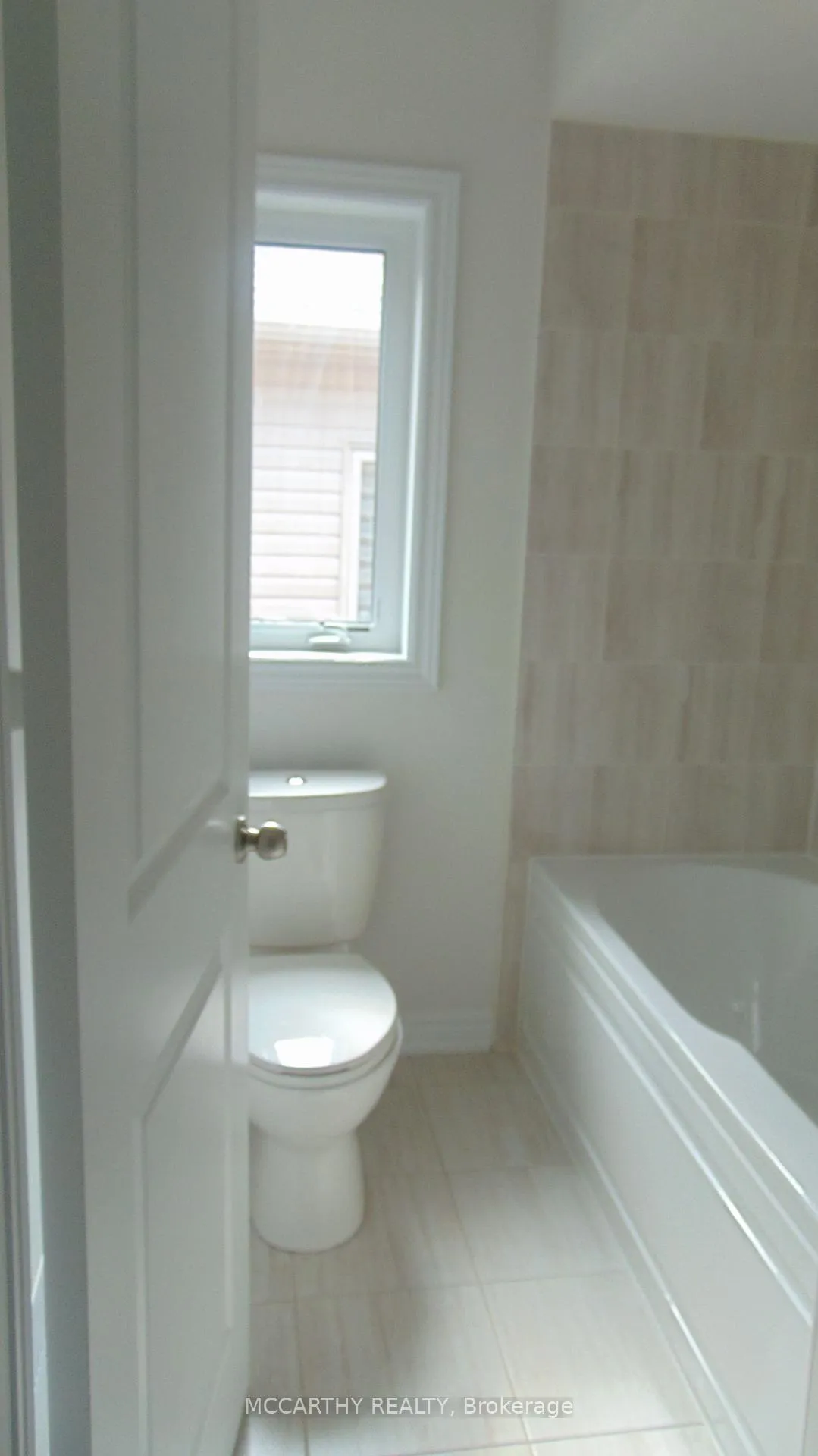 Photo 14 of 496 Black Cherry Crescent, Shelburne — HOMEH