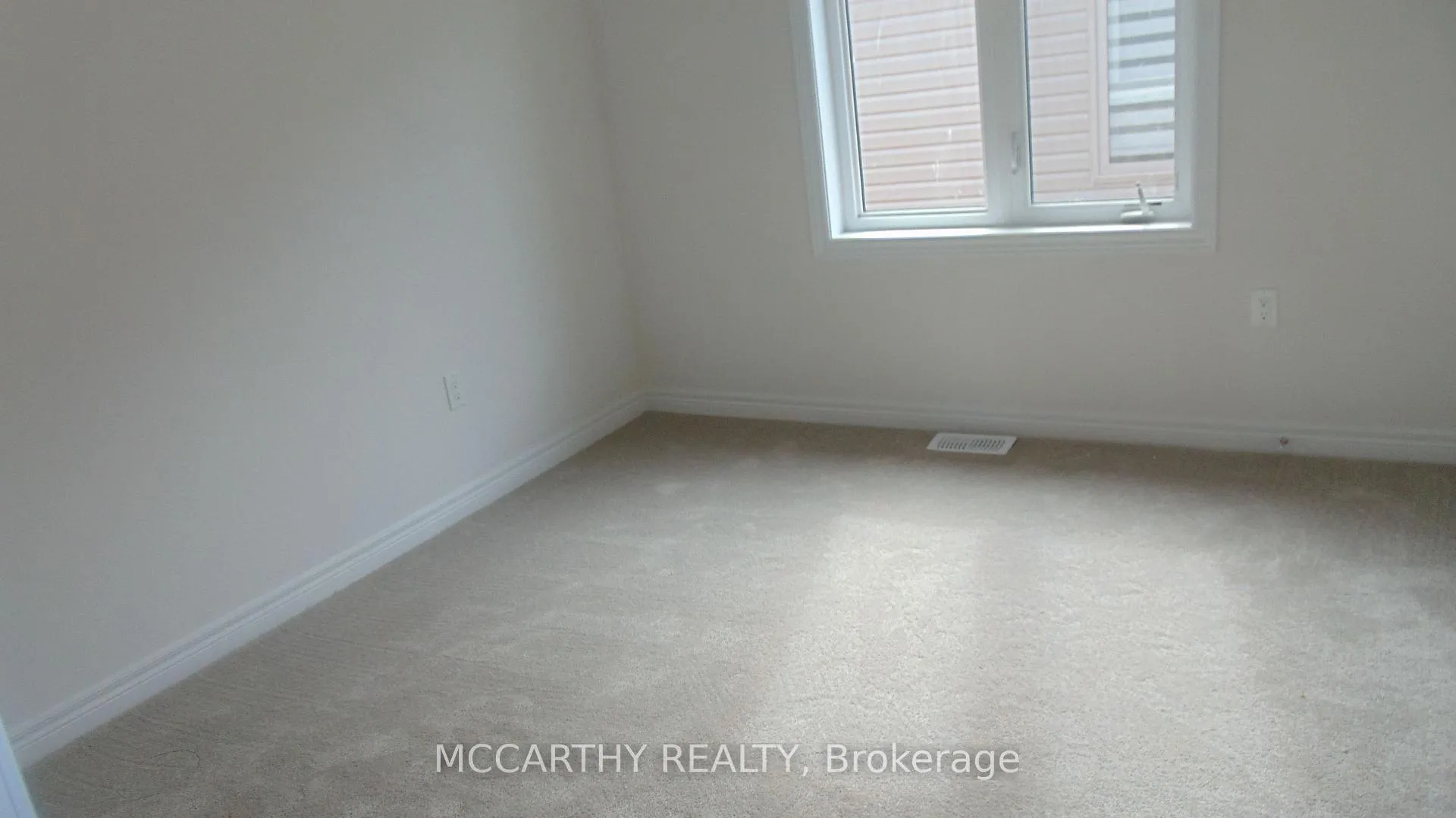 Photo 15 of 496 Black Cherry Crescent, Shelburne — HOMEH