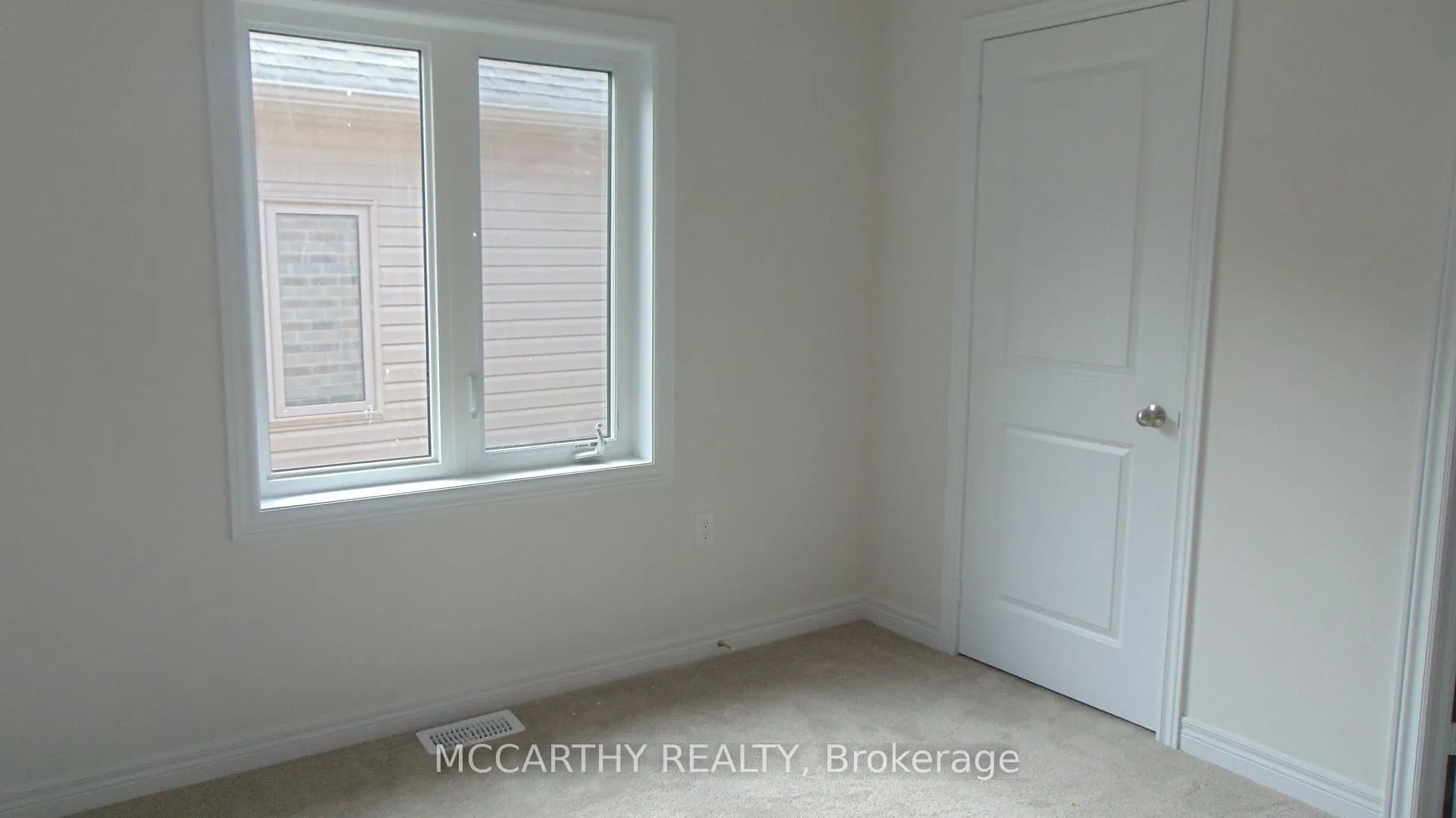 Photo 16 of 496 Black Cherry Crescent, Shelburne — HOMEH