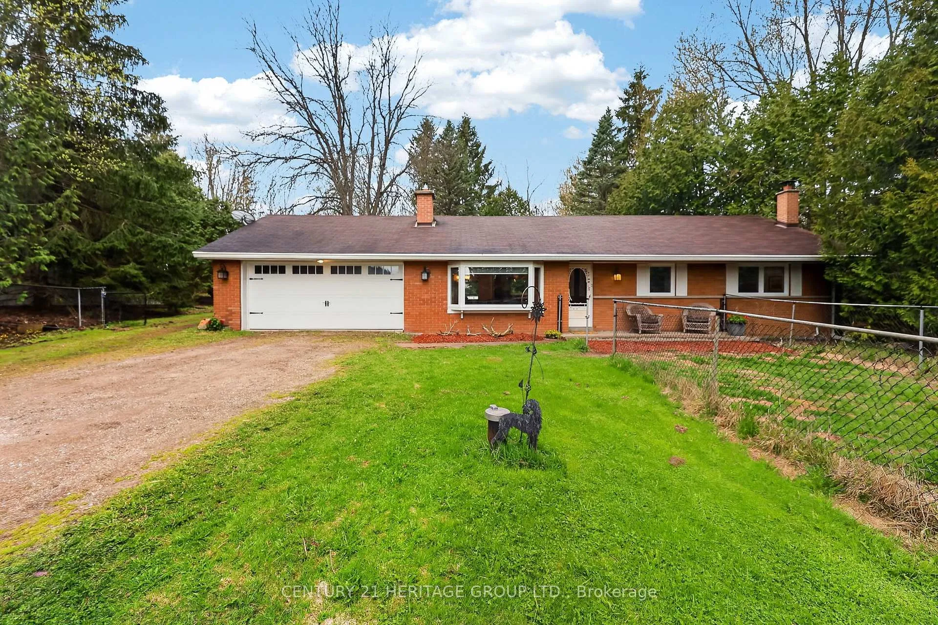 Photo 1 of 2010 15th Side Road, New Tecumseth, Rural New Tecumseth — HOMEH