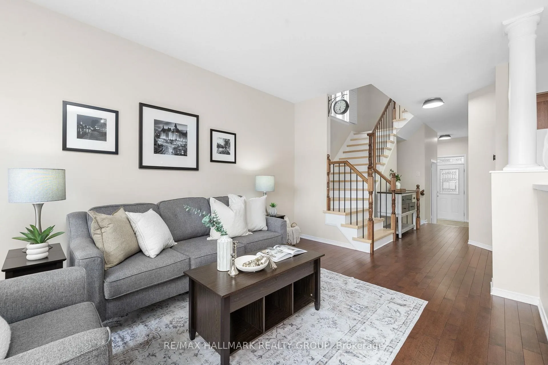 Photo 8 of 610 Everlasting Crescent, Ottawa, Springridge/East Village — HOMEH