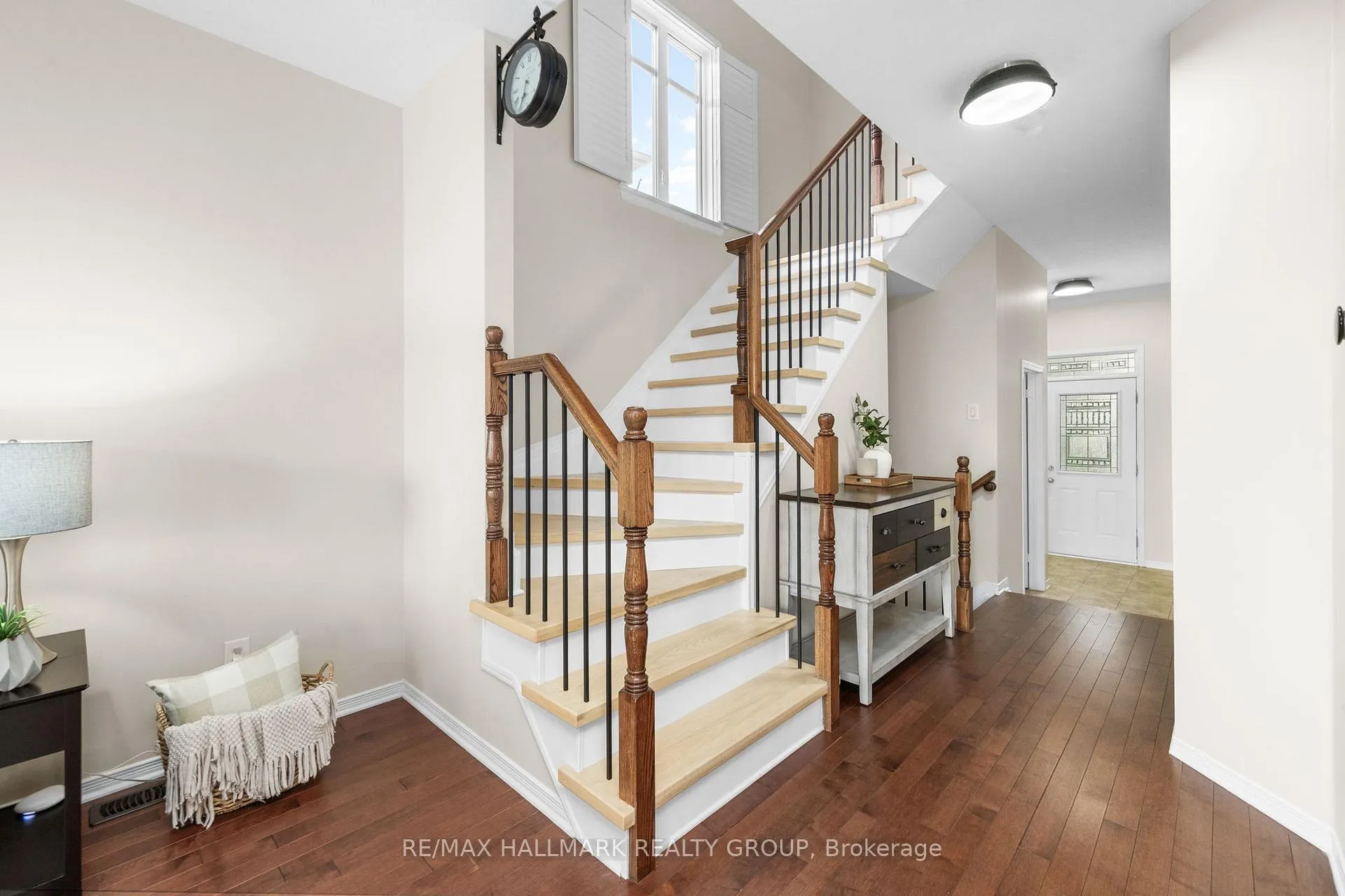 Photo 21 of 610 Everlasting Crescent, Ottawa, Springridge/East Village — HOMEH
