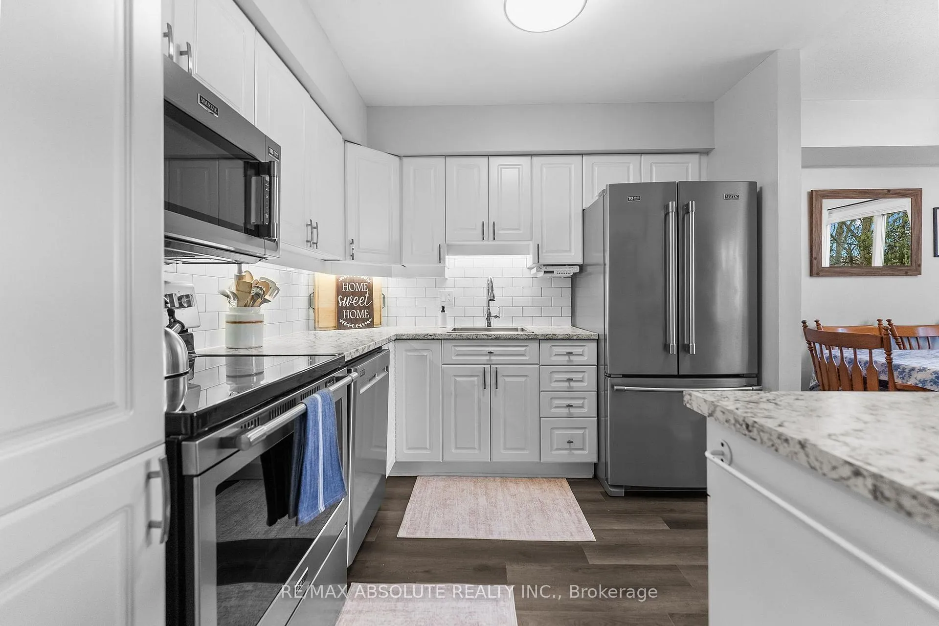 Photo 7 of 355 Fairbrooke Court, Arnprior — HOMEH