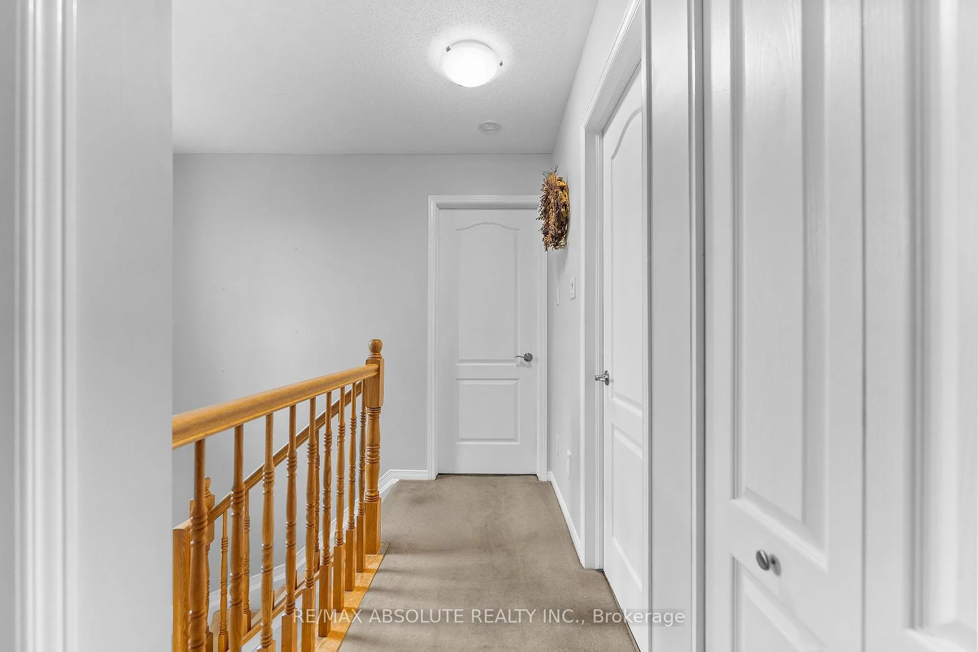 Photo 14 of 355 Fairbrooke Court, Arnprior — HOMEH