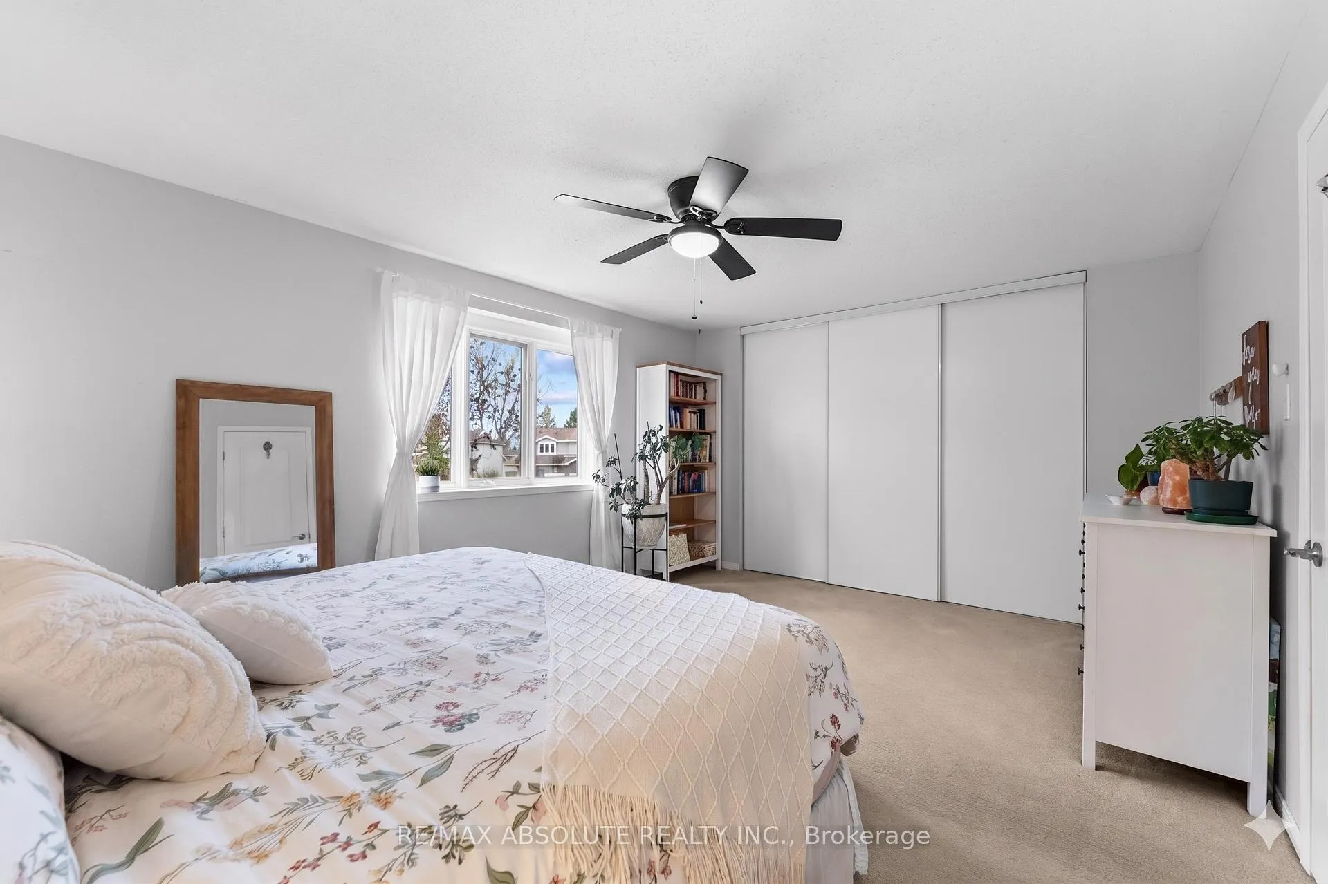 Photo 19 of 355 Fairbrooke Court, Arnprior — HOMEH