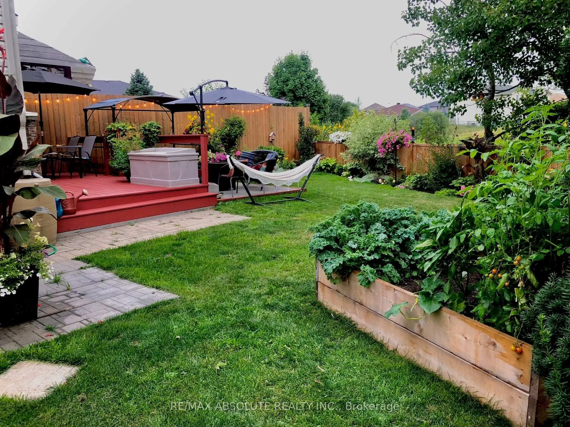 Photo 35 of 355 Fairbrooke Court, Arnprior — HOMEH